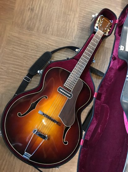 EASTMAN AR-605E チャーリークリスチャンタイプのPUを搭載した生産完了モデル！ - ギター買取 東京 - ギターのじゃべらぼう