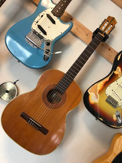 YAMAHA NO85 60年代ヤマハのクラシックギター！当時の高級モデルでオール単板です！劣化、傷みありますが味わい深い一本です。 - ギター買取  東京 - ギターのじゃべらぼう
