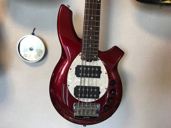 MUSICMAN BONGO5 HH 2003年製のミュージックマンボンゴベース５弦！プレック済みで演奏コンディション良好です！ - ギター買取 東京  - ギターのじゃべらぼう