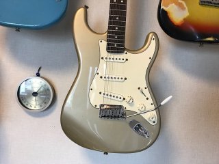 FENDER USA - ギター買取 東京 - ギターのじゃべらぼう