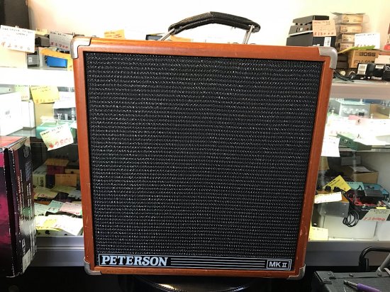 PETERSON P100B BASS ACE MKII ハードウッドキャビネットも貫禄の