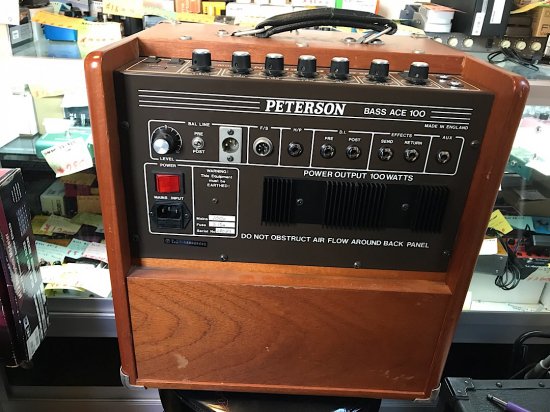 PETERSON P100B BASS ACE MKII ハードウッドキャビネットも貫禄のピーターソンの100Wベースアンプ！ - ギター買取 東京  - ギターのじゃべらぼう