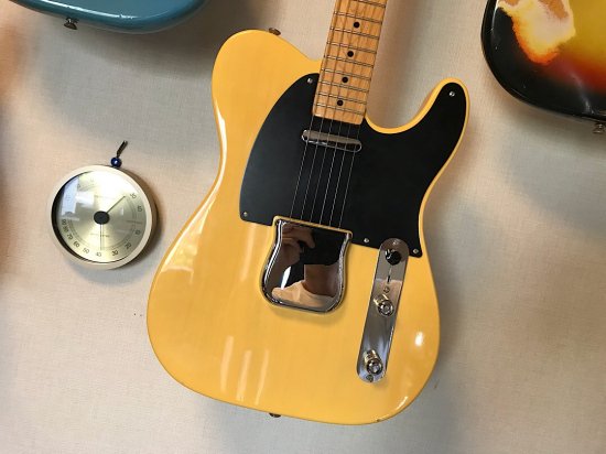 FENDER USA AMERICAN VINTAGE 52 TELECASTER 生産完了のUSA５２