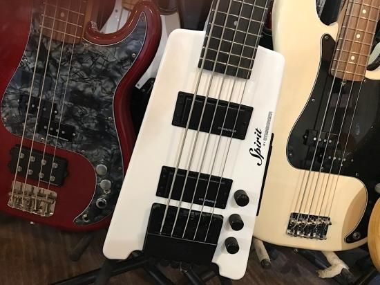 STEINBERGER SPIRIT XT-25 スタインバーガーのヘッドレス５弦ベース 