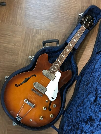 EPIPHONE J CASINO ７０年代マツモク製、ブルーラベルのカジノです 