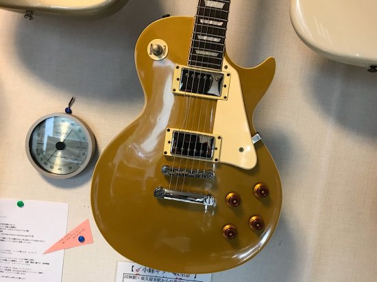 Epiphone Les Paul Standard Ltd Gt エピフォンのゴールドトップのレスポール 軽量なのでビギナーの方にもおすすめです ギター買取 東京 ギターのじゃべらぼう