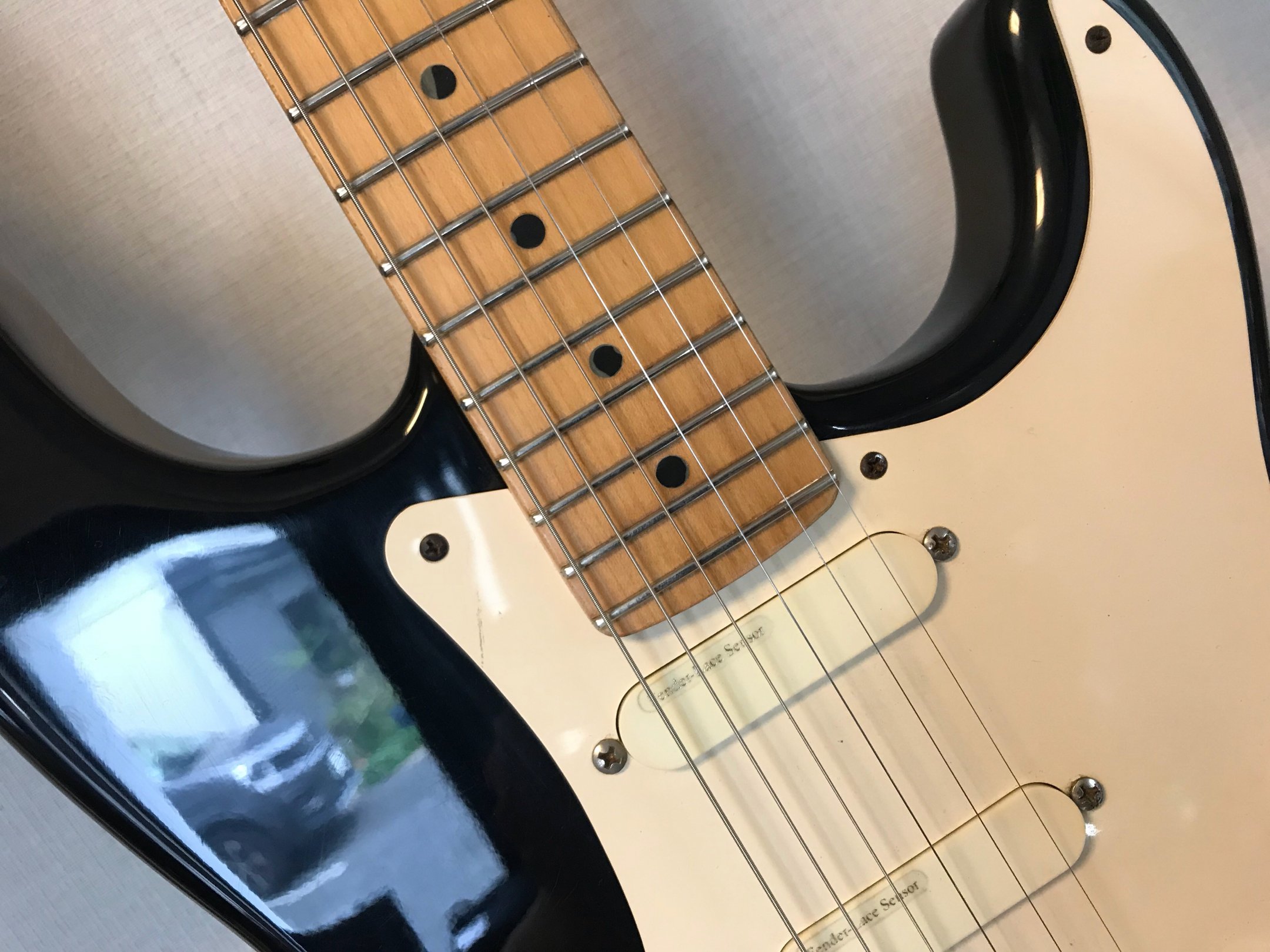 FENDER USA ERIC CLAPTON STRATOCASTER 92年製、レースセンサー＋TBX/ミッドブーストの初期型クラプトンモデル！  - ギター買取 東京 - ギターのじゃべらぼう