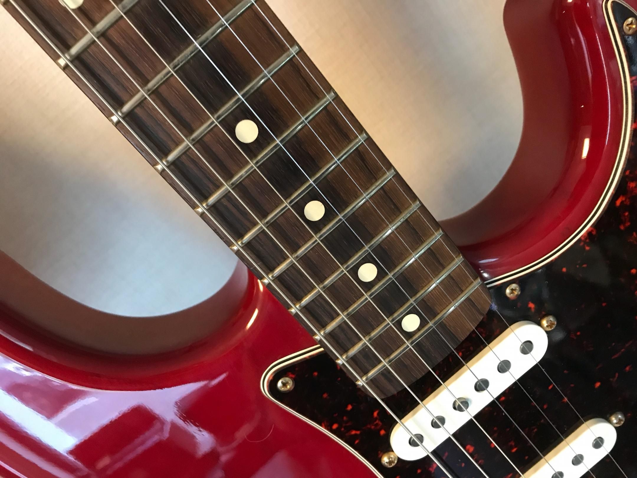 FENDER MEX DELUXE PLAYERS STRATOCASTER リアPUをプラスできる