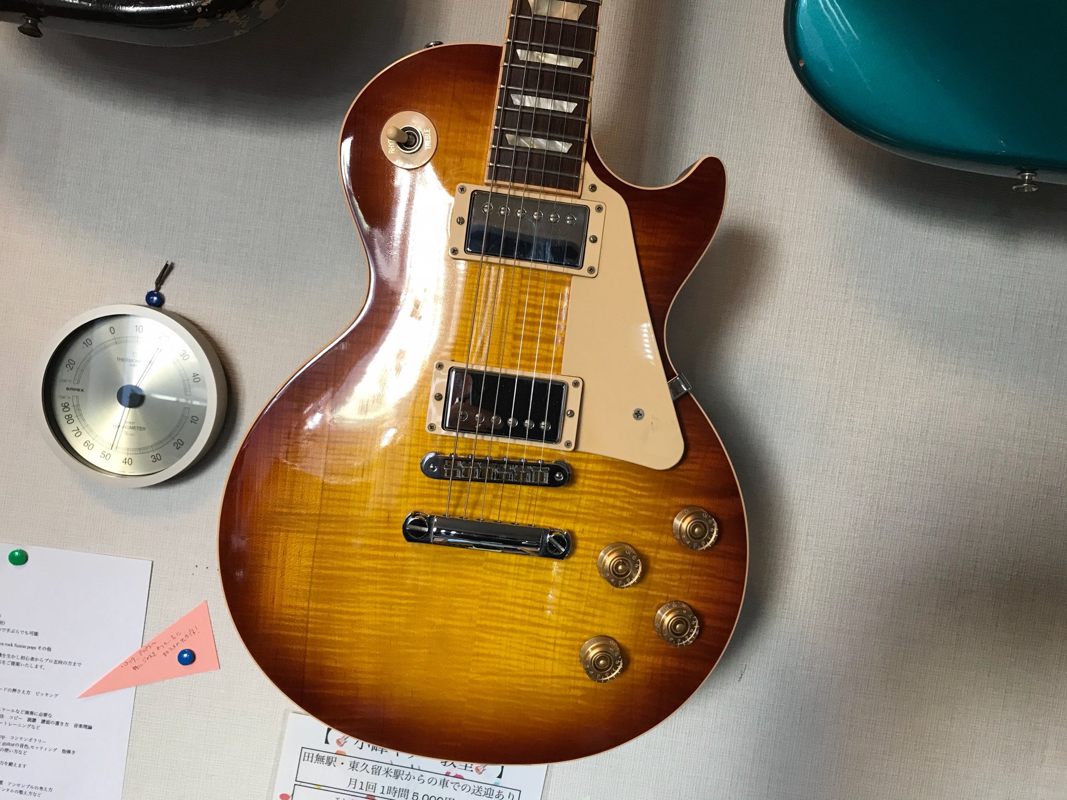 GIBSON LES PAUL TRADITIONAL 2011 伝統的なレスポールのテイストを継承した一本！トップの霜降りの木目も雰囲気あります！  - ギター買取 東京 - ギターのじゃべらぼう