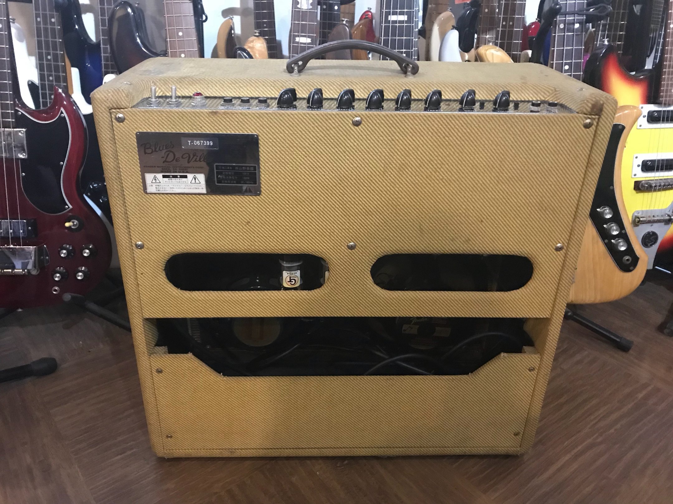 FENDER USA BLUES DEVILLE 410 ９０年代の60W/１０インチ４発のオリジナルブルースデヴィル！こちらは店頭限定での販売とさせていただきます。  - ギター買取 東京 - ギターのじゃべらぼう