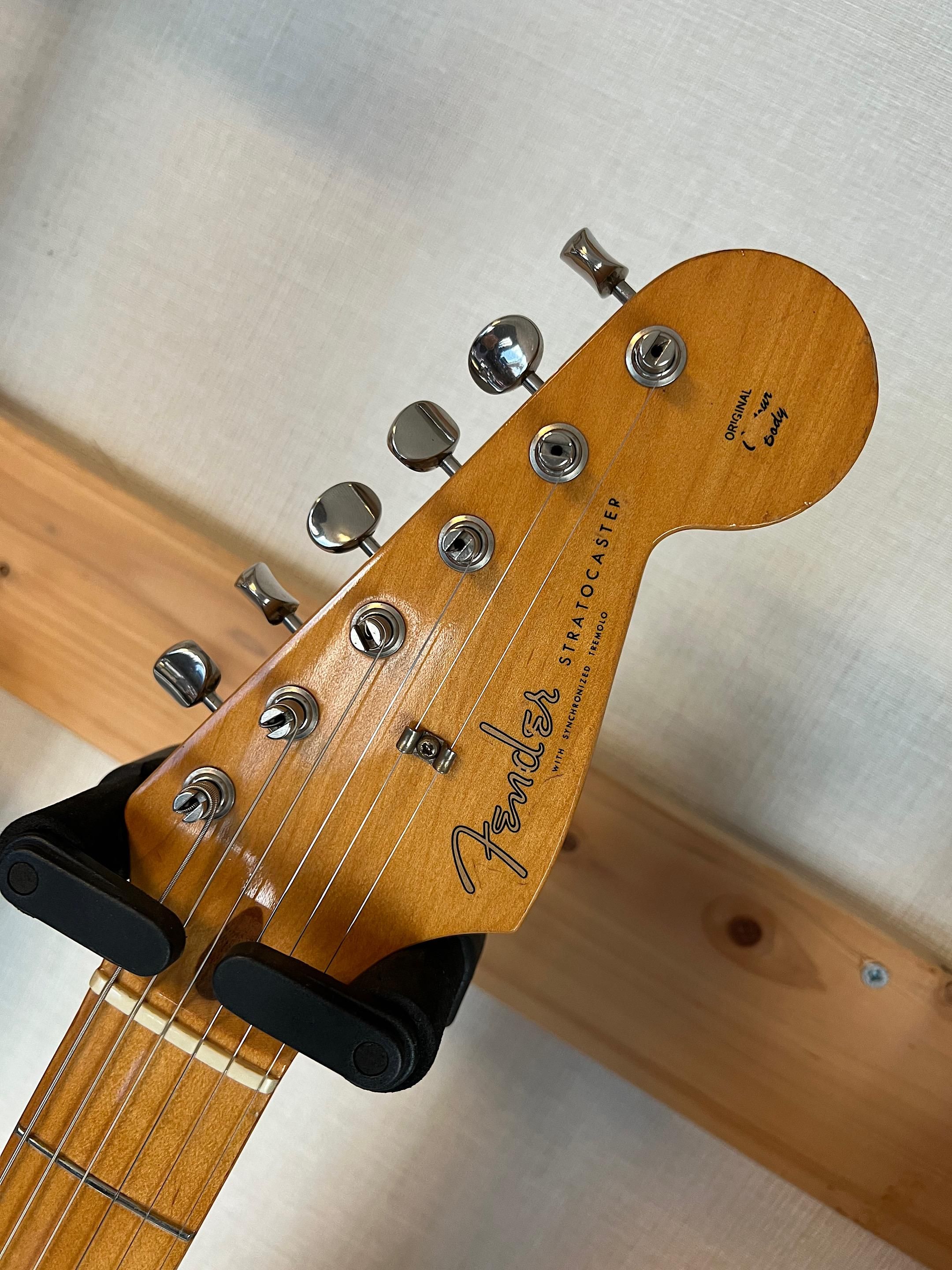 FENDER USA AMERIVAN VINTAGE 57 STRATOCASTER 94年製のアメリカン
