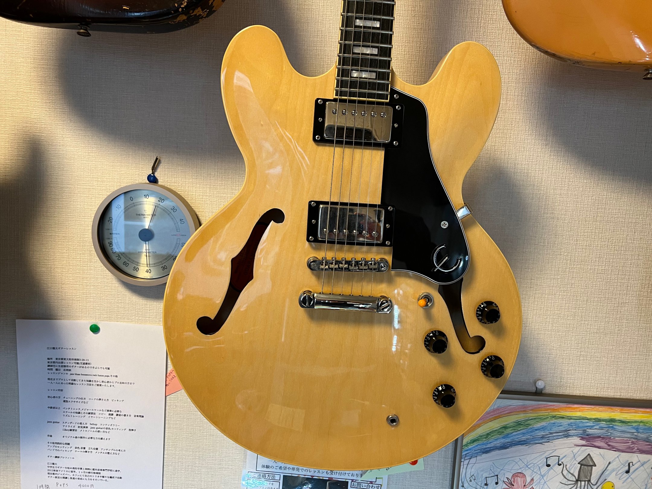 EPIPHONE ES-335PRO 状態良いエピフォンのLTDモデルES-335PRO！指板がエボニーになってます。 - ギター買取 東京 -  ギターのじゃべらぼう