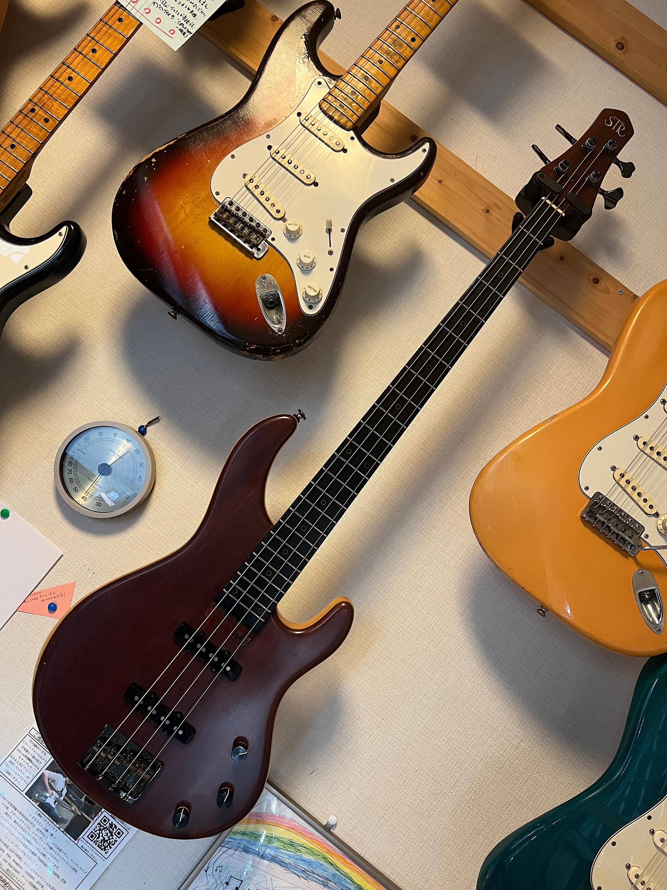 STR GUITARS LS449 #053 全てが一本物の特別仕様で作られるディ