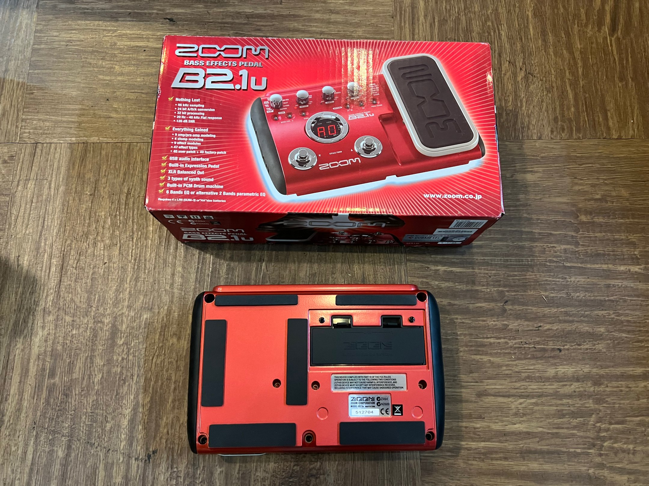 ZOOM B2.1U ZOOMUのベース用オールインワンマルチ！ - ギター買取 東京