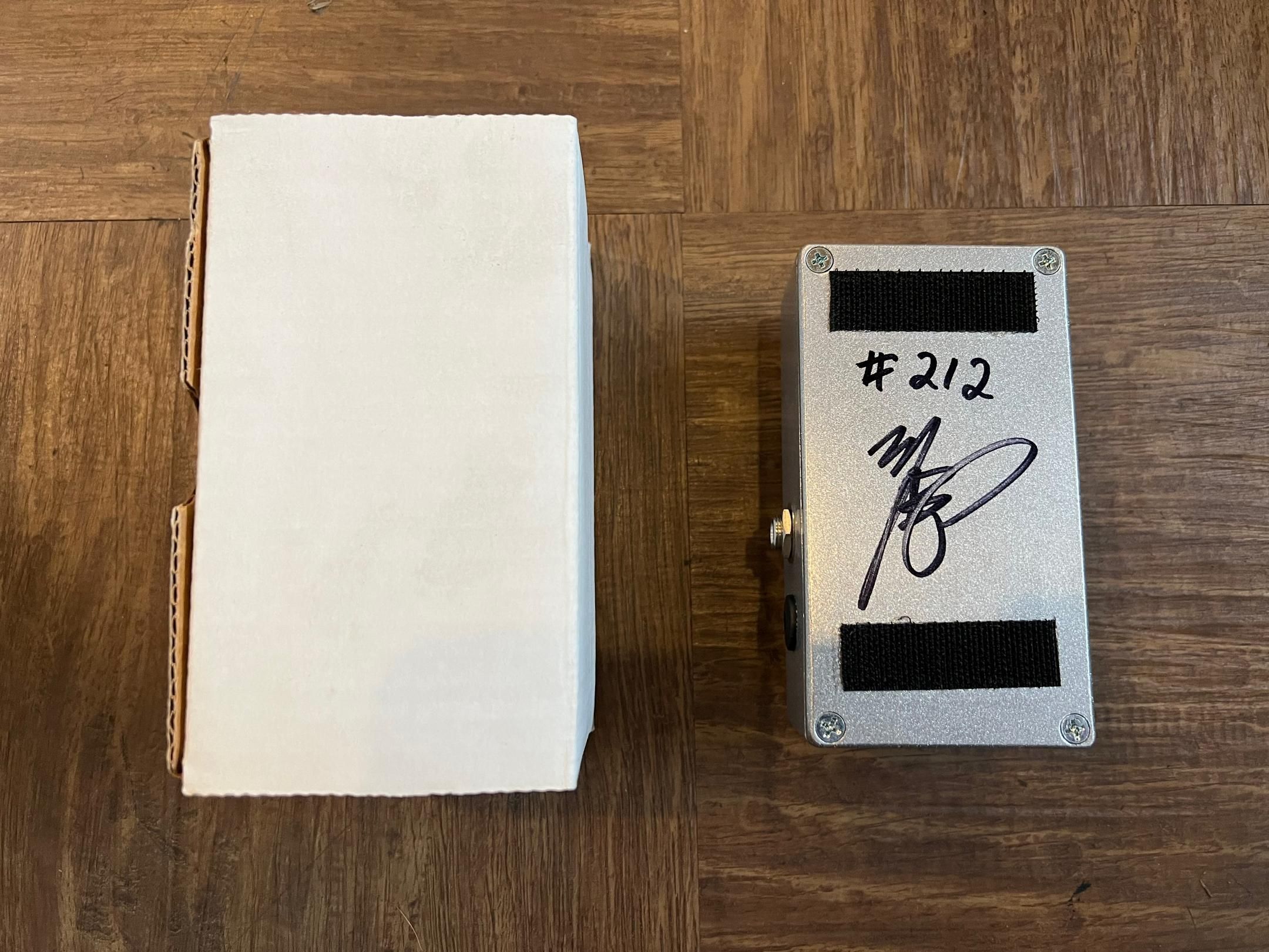 STOMP UNDER FOOT RAMS HEAD その名の通りラムズヘッドビッグマフを