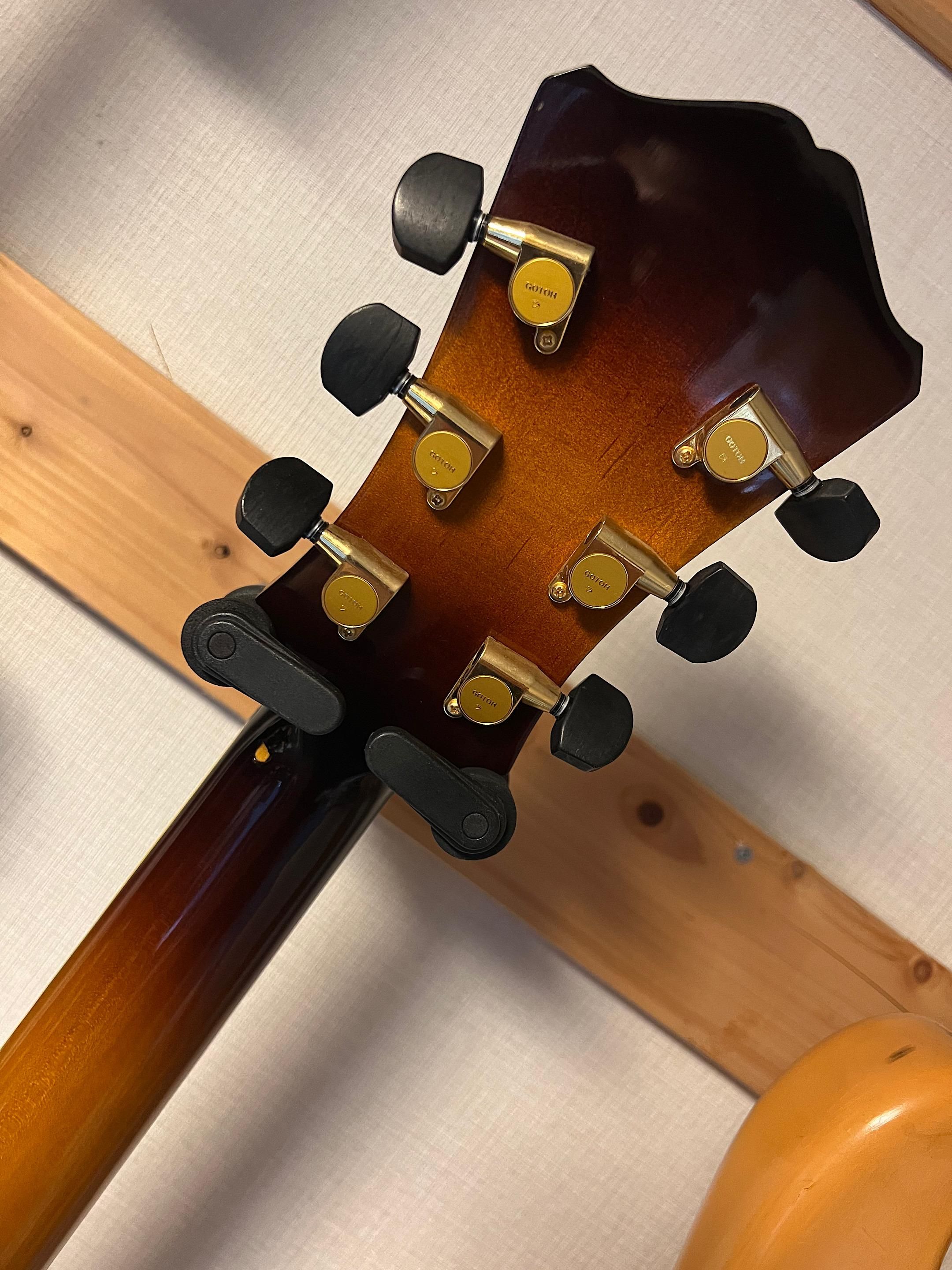 EASTMAN AR803-16D 07年製、イーストマンの良質な単板16インチフルアコ