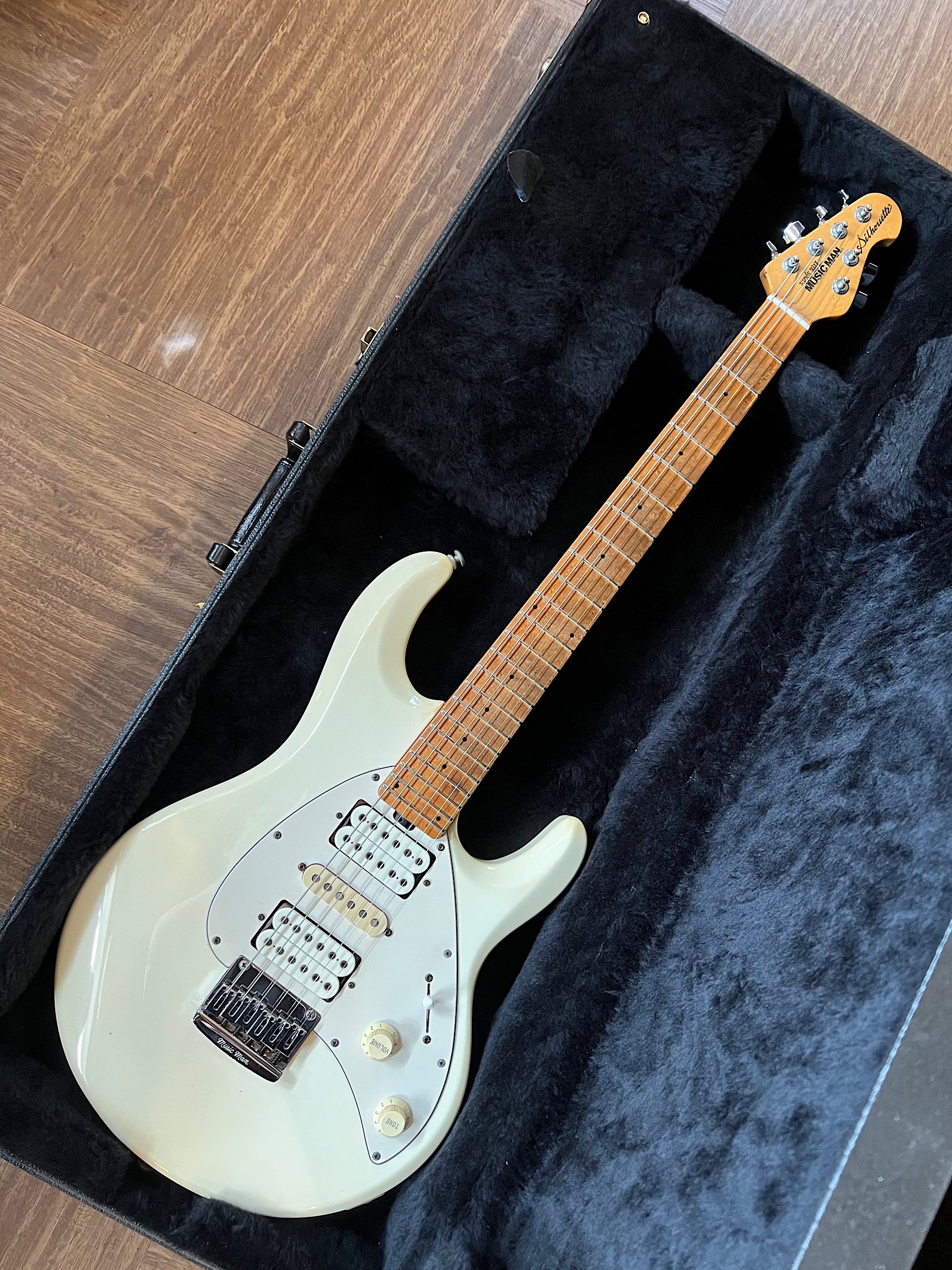 MUSICMAN SILHOUETTE 98年製のミュージックマンシルエット！ロング