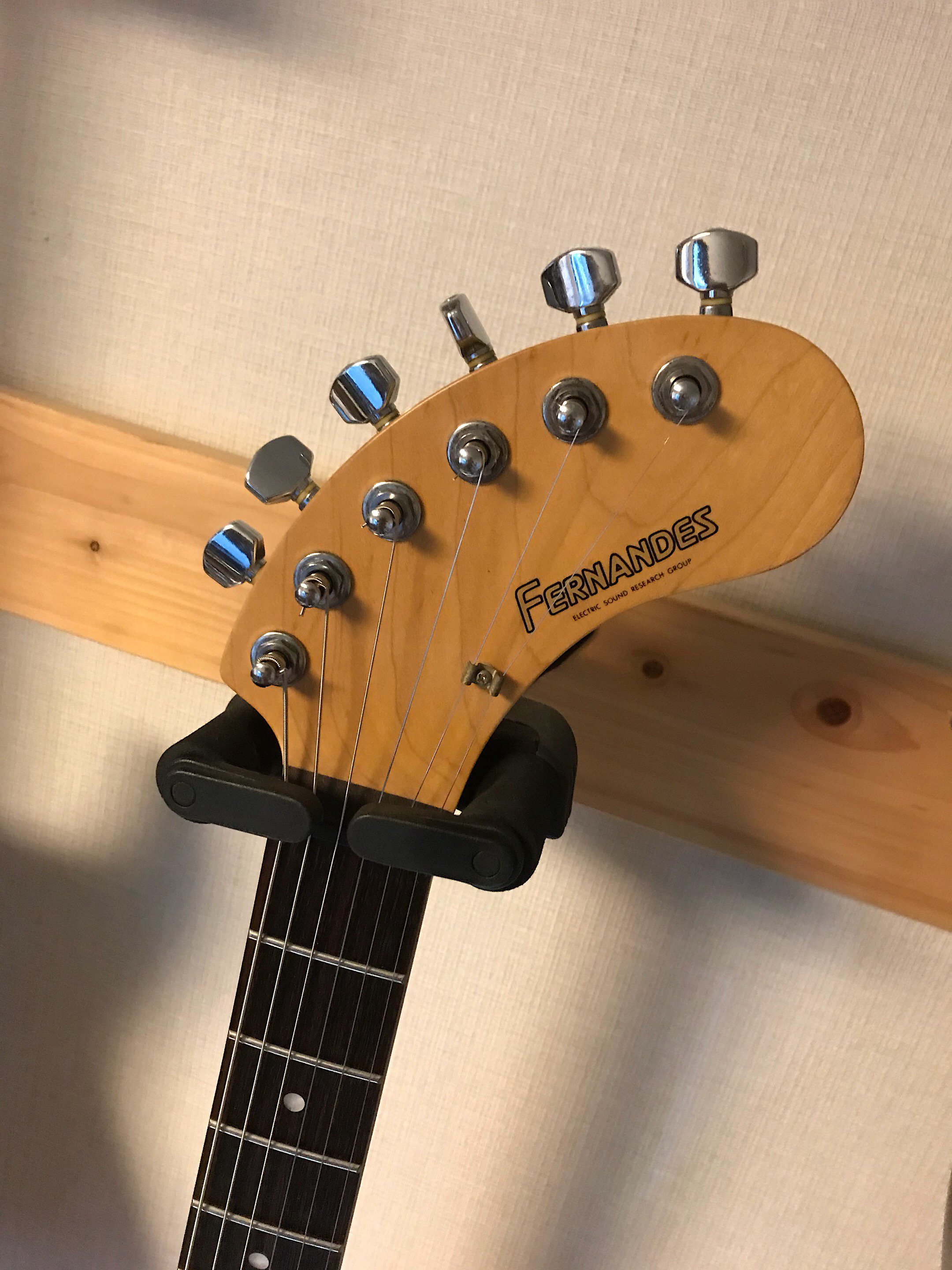 FERNANDES ZO-3P USA ZO-3ペイントシリーズの星条旗USAヴァージョン！傷など多いため格安です！ - ギター買取 東京 -  ギターのじゃべらぼう