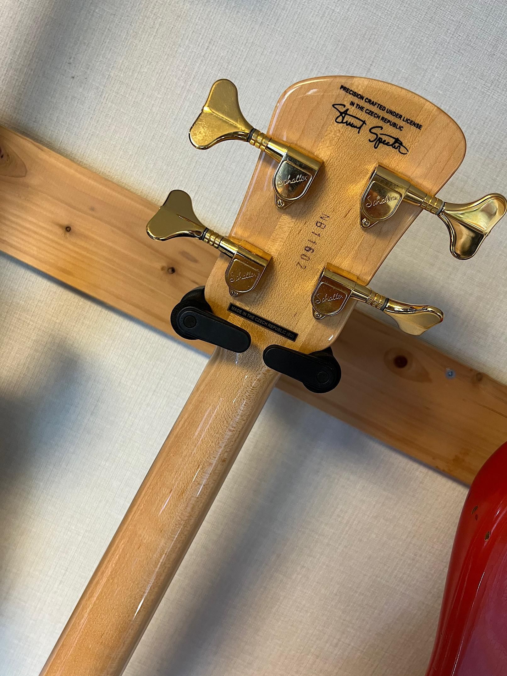 EMG PJ ピックアップ　Spector Spector Legend 4 EMG PJ SET Active Bass Pickup Set - YouTube