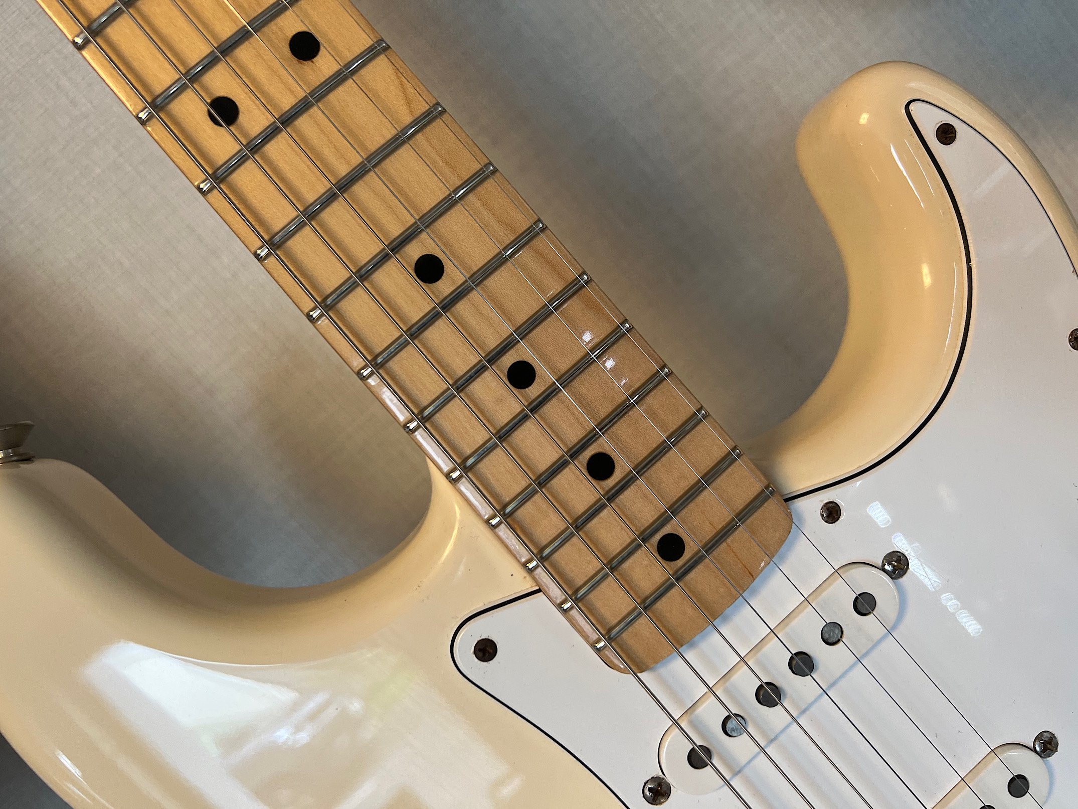 Fender Mexico Stratocaster 70s noiseless検討させて頂きます ...