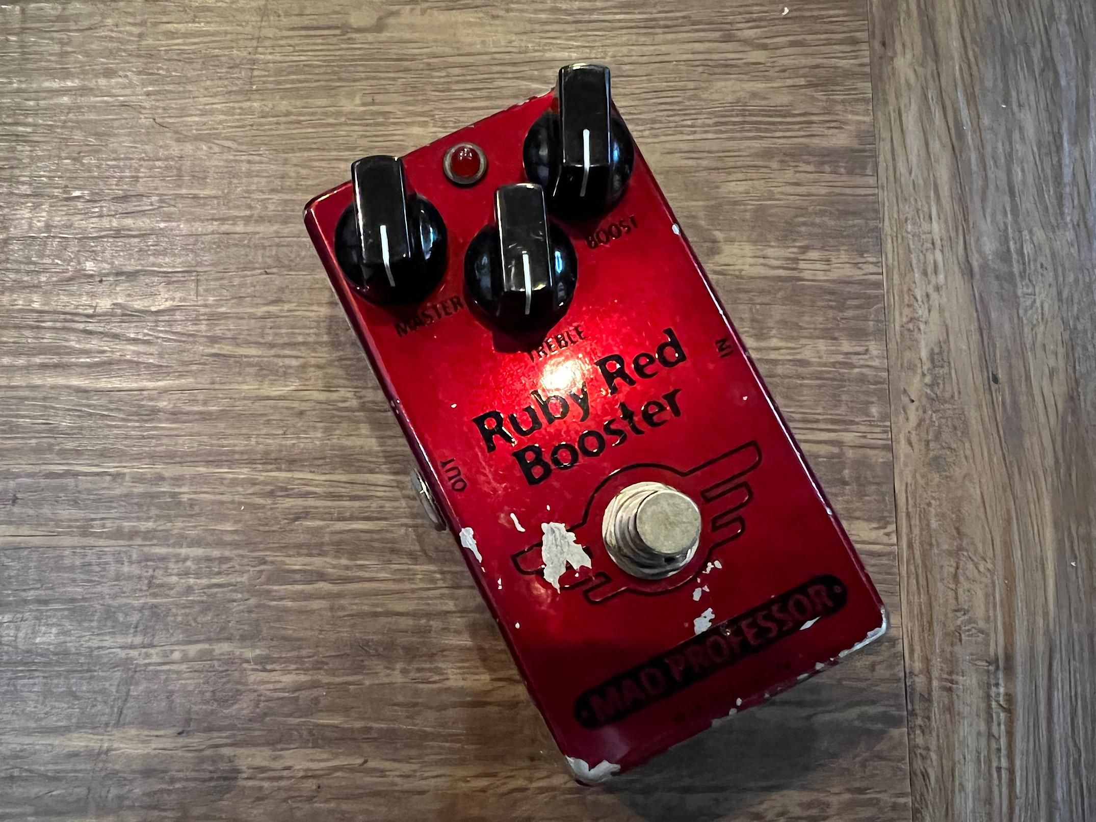 MAD PROFESSOR RUBY RED BOOSTER BJFのトレブルブースターとブースターを一つにしたモデルです！ ギター買取