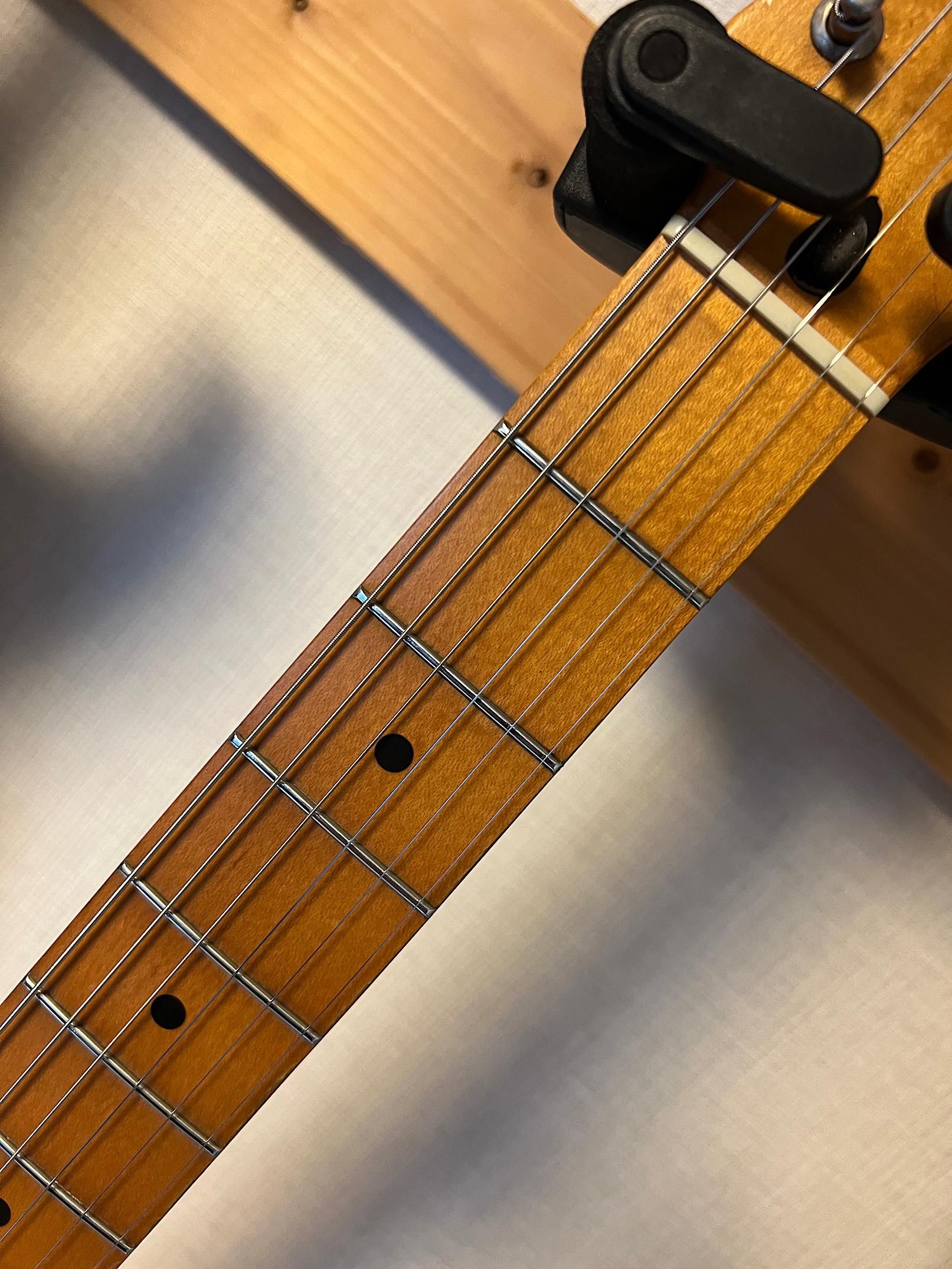 FENDER MEX STANDARD STRATOCASTER 95年製のメキシコ工場製、トリノ