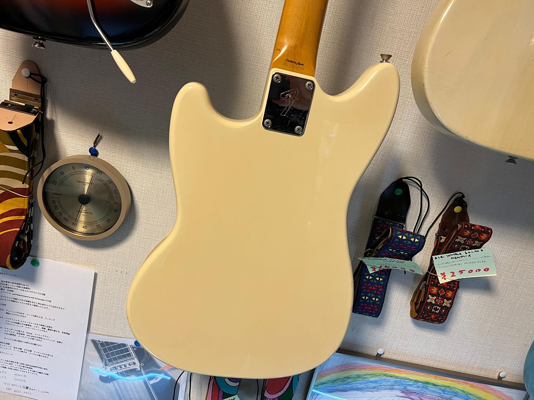 FENDER J MG66-65 フェンジャパの66ムスタングです！PUをST用に交換