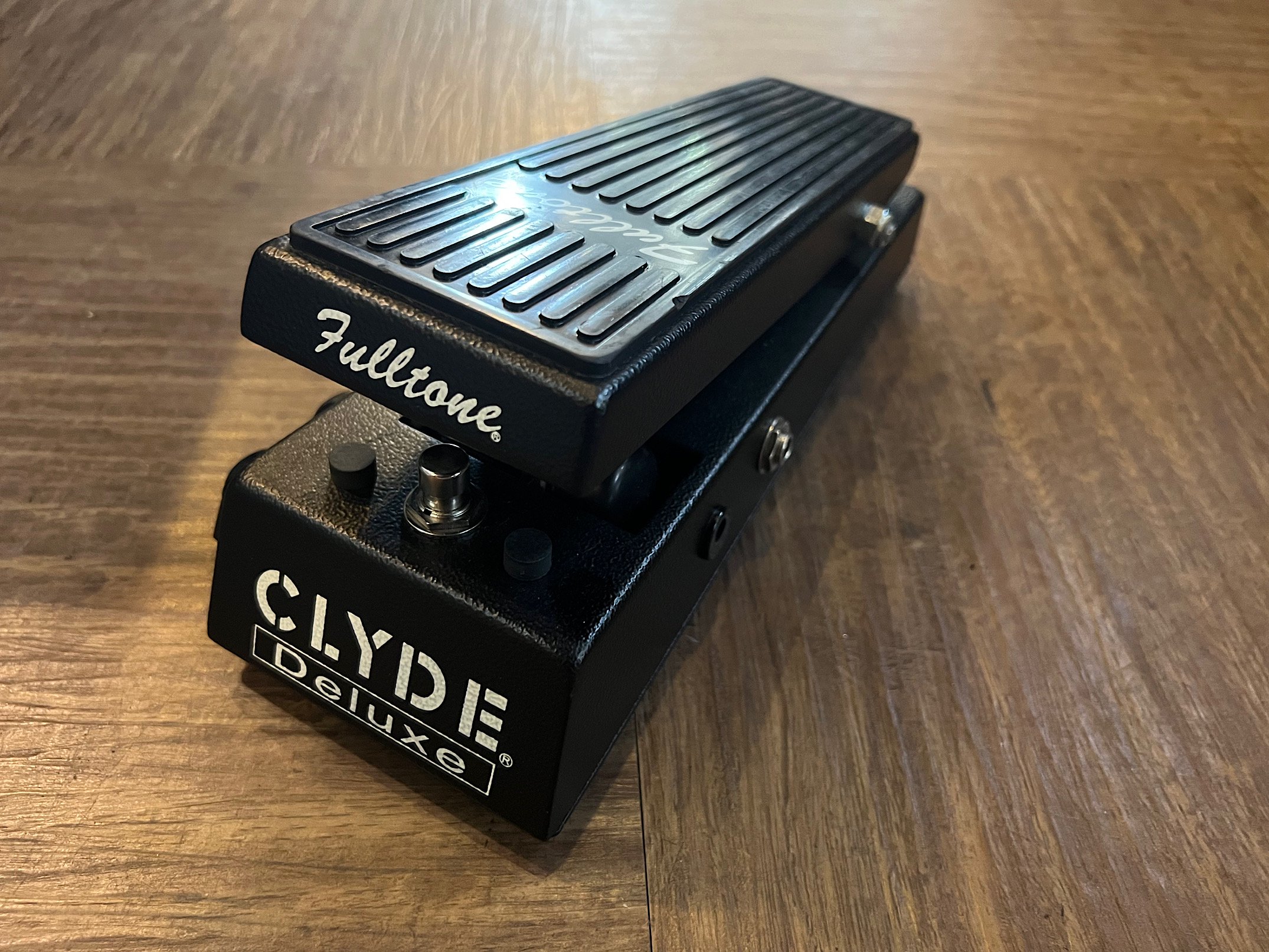 FULLTONE CLYDE WAH DELUXE フルトーンワウペダルの名品！幅広い設定を