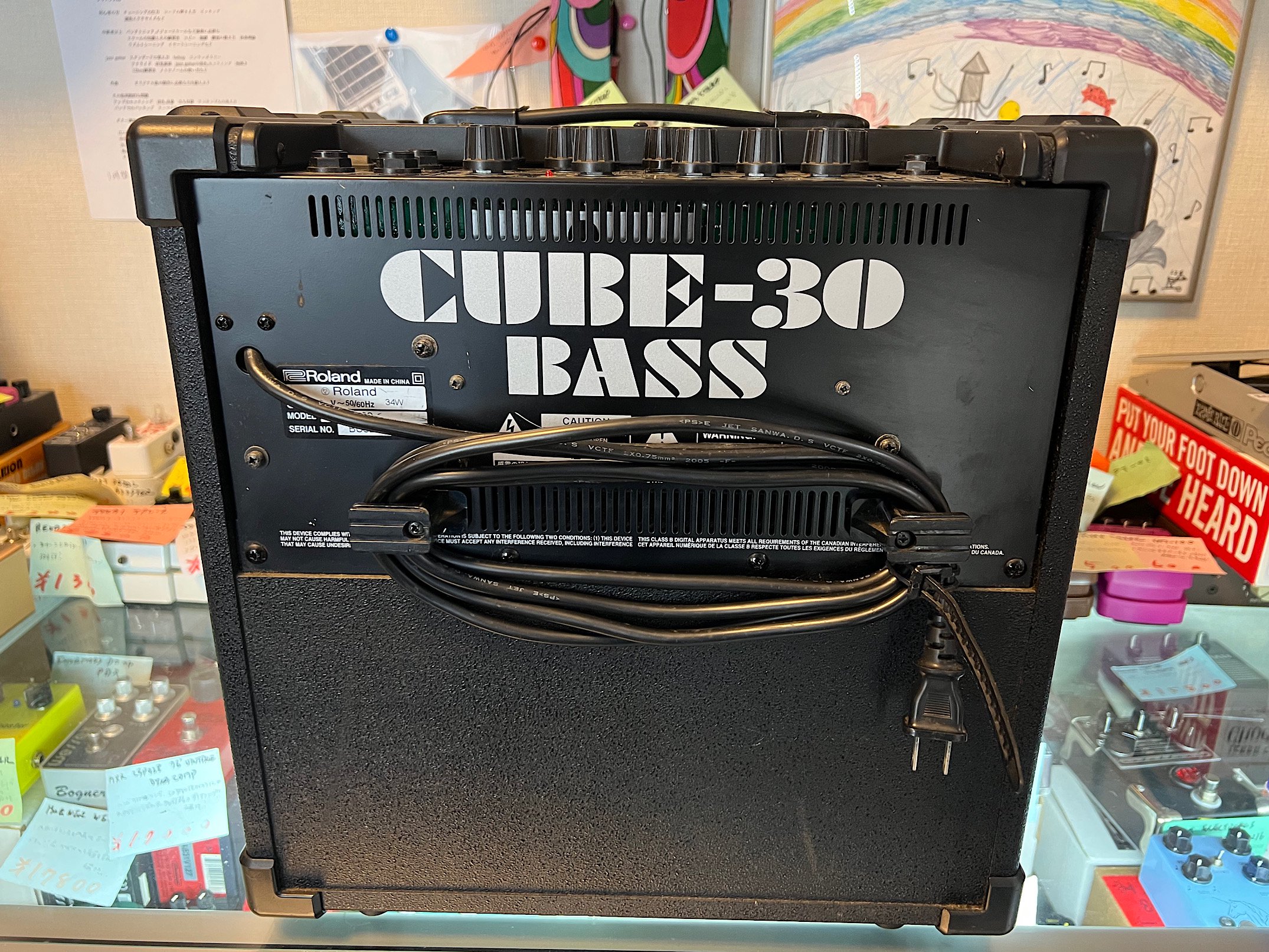 ROLAND CUBE-30 BASS ローランドの３０Wベースアンプ！一台で多彩な