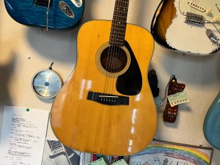 アコースティックギター   ギター買取 東京   ギターのじゃべらぼう