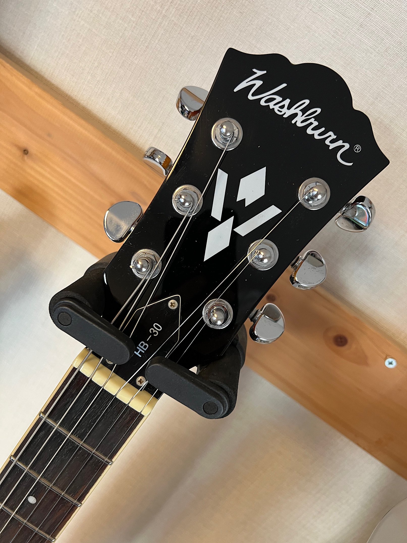 WASHBURN HB-30 ワッシュバーンの少し小ぶりなセミアコです！ - ギター買取 東京 - ギターのじゃべらぼう