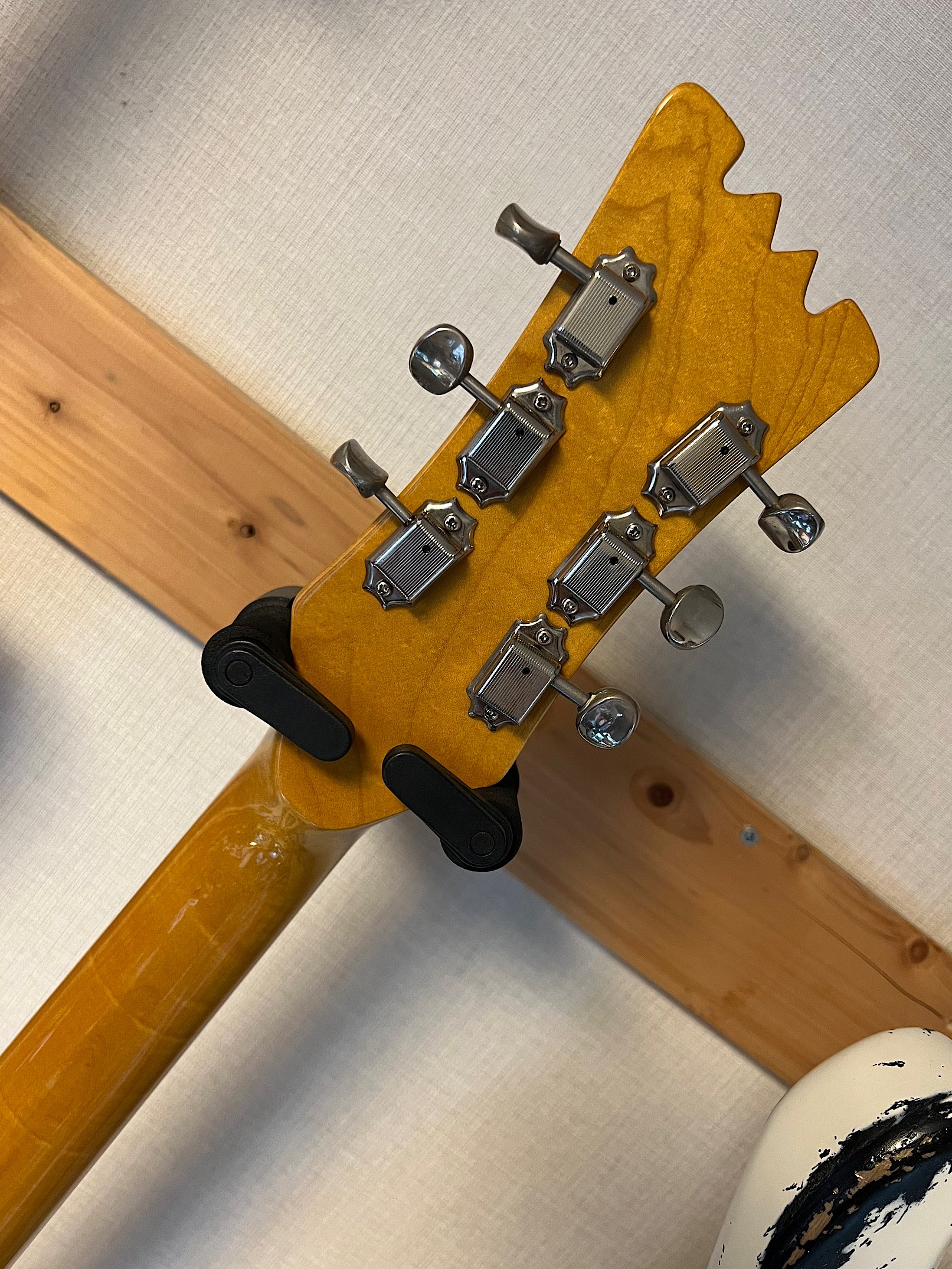 MOSRITE USA NOKIE EDWARDS PROTO NEP-001  ノーキーエドワーズモデルのプロトとして製作された、おそらくはこれ一本しかないモズライトです！ - ギター買取 東京 - ギターのじゃべらぼう