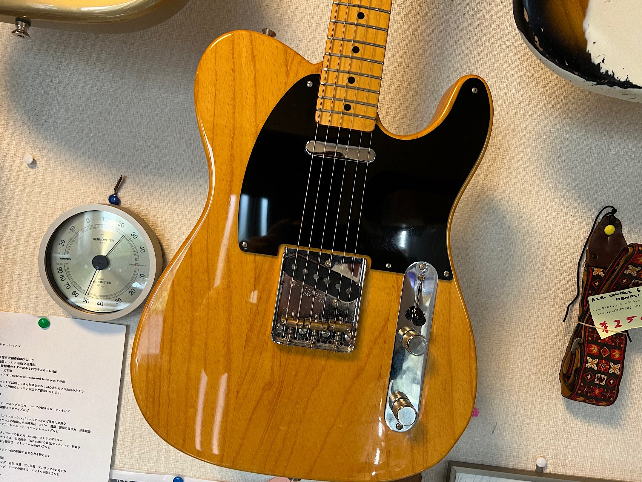 FENDER J TL52-75TX 非常に軽量なフェンジャパ52テレ！こだわりのマイナスネジ、TEXAS SPピックアップ！ - ギター買取 東京  - ギターのじゃべらぼう