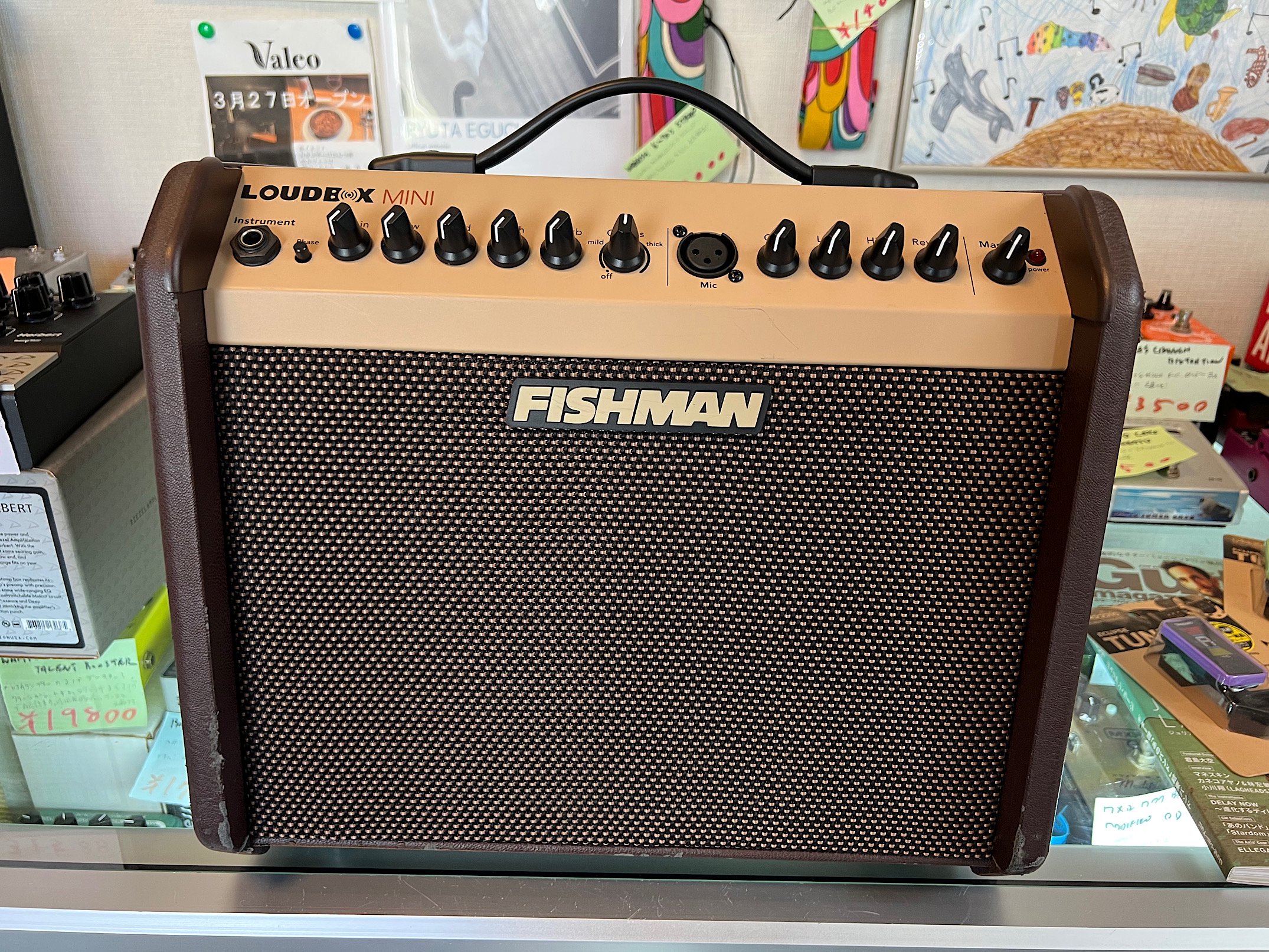 FISHMAN LOUDBOX MINI シリーズ最軽量の60Wアコースティックアンプ