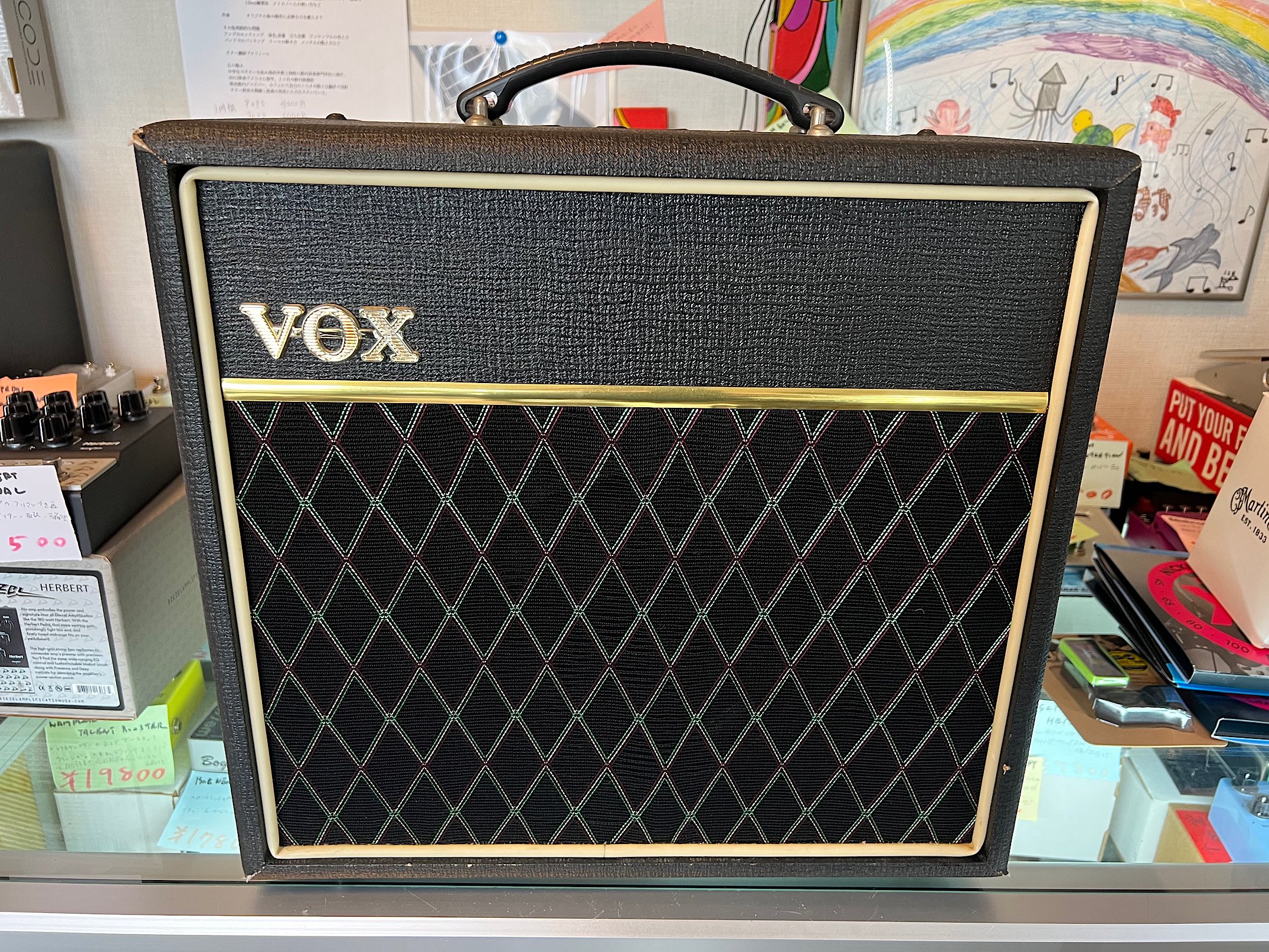 VOX V9158 15W出力のVOXギターアンプ！自宅～小規模演奏まで使える