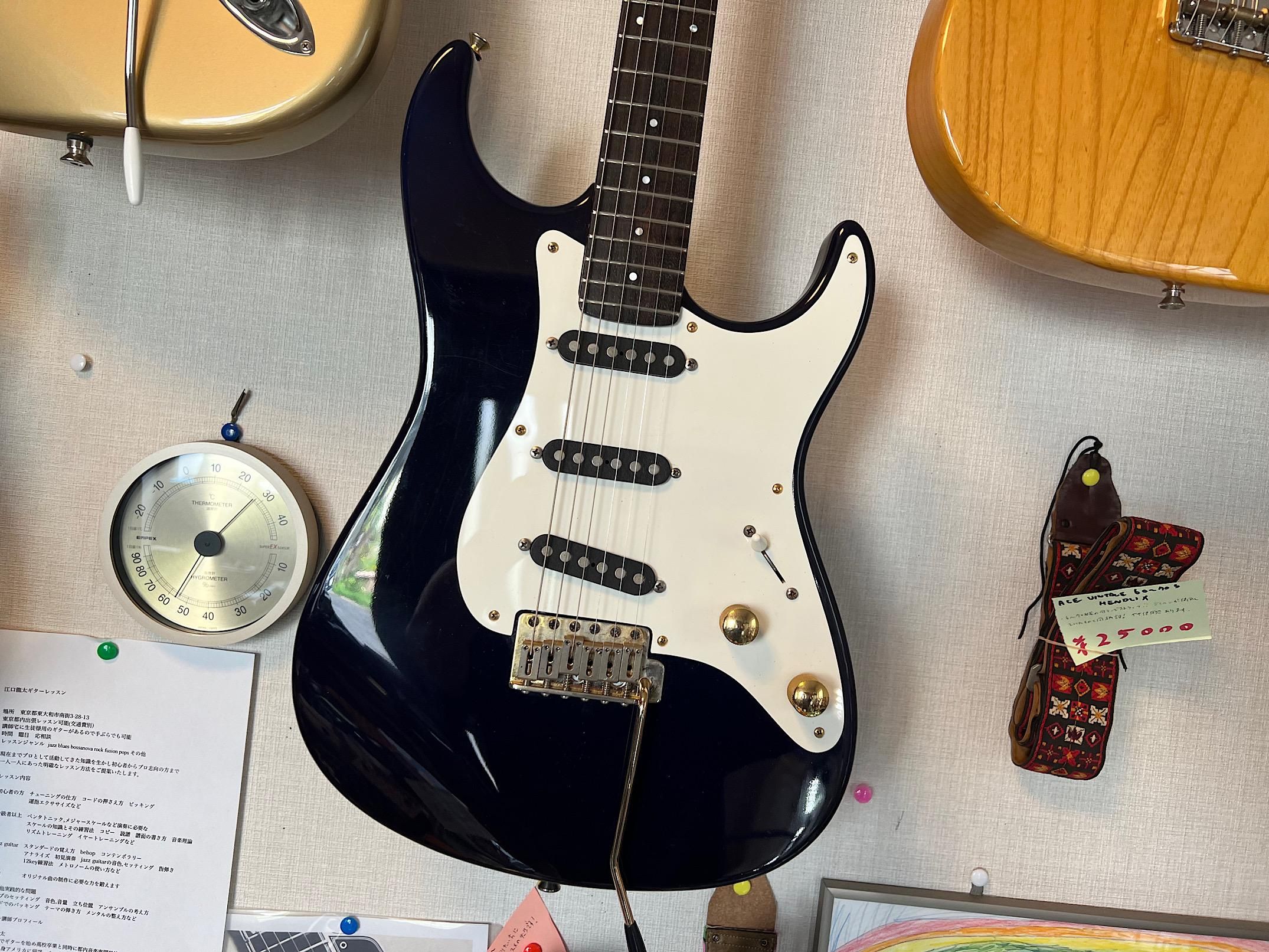 30年前製造 Moon ST CLASSIC エレキギター | www.gamutgallerympls.com