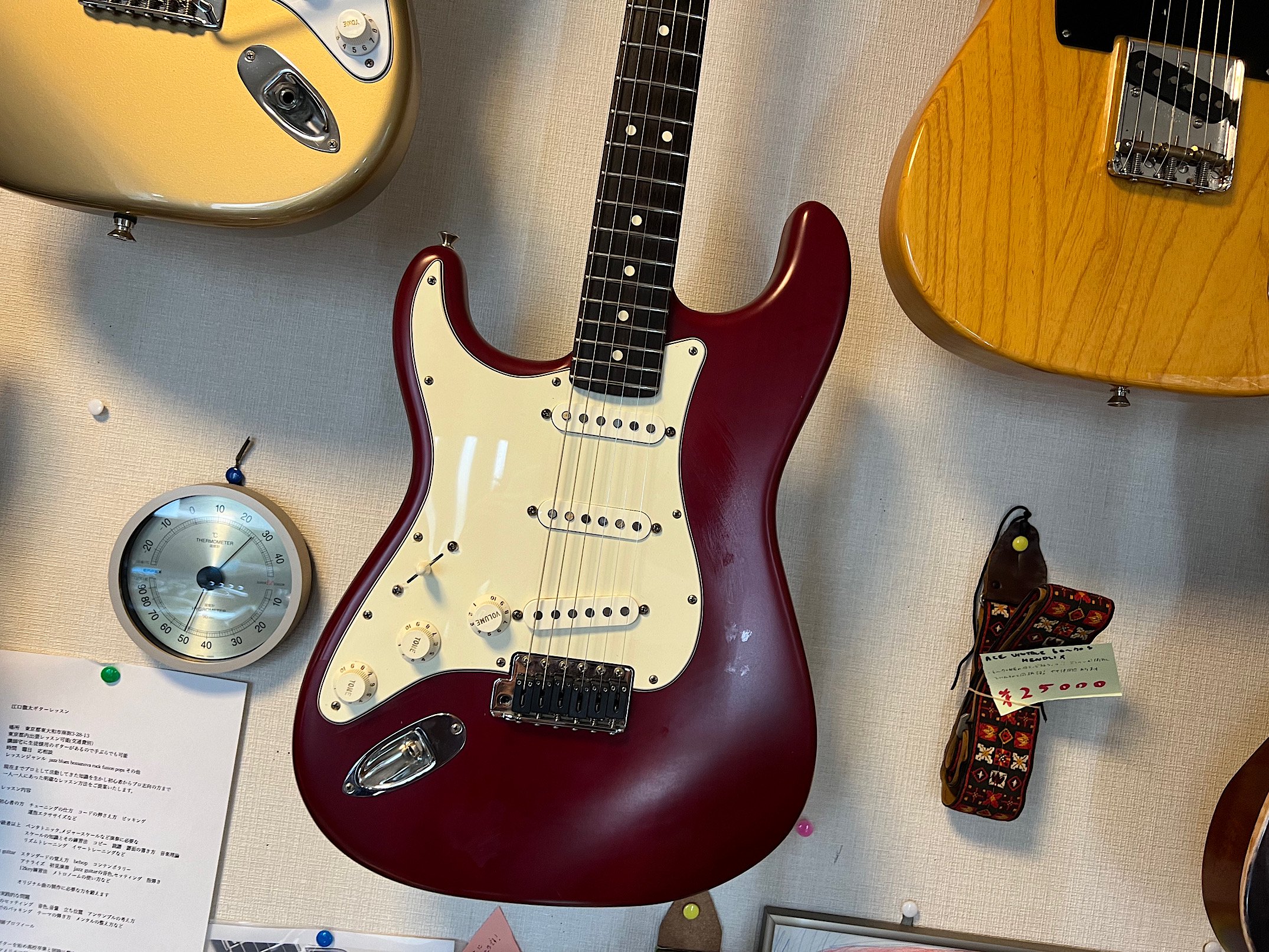 FENDER USA HIGHWAY ONE STRATOCASTER UP GRADE LH MOD ０７年製のレフティのハイウェイワンをナット交換で右用にしたものです！  - ギター買取 東京 - ギターのじゃべらぼう