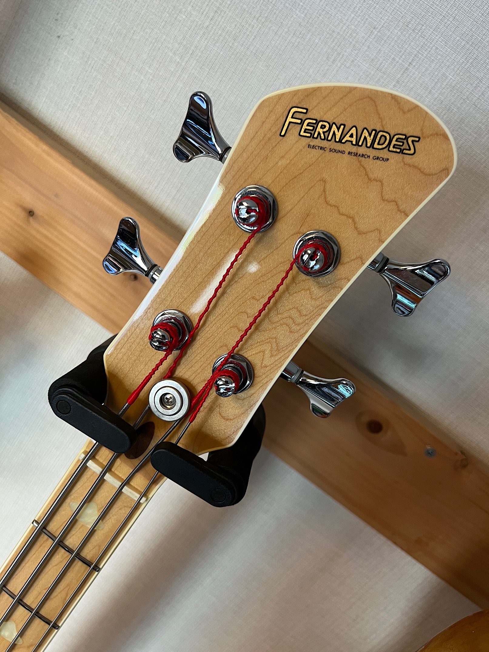 FERNANDES YB-75 希少な矢沢永吉モデル、通称びわベース！比較的近年の製造、使用感わずかの良好品です！ - ギター買取 東京 -  ギターのじゃべらぼう