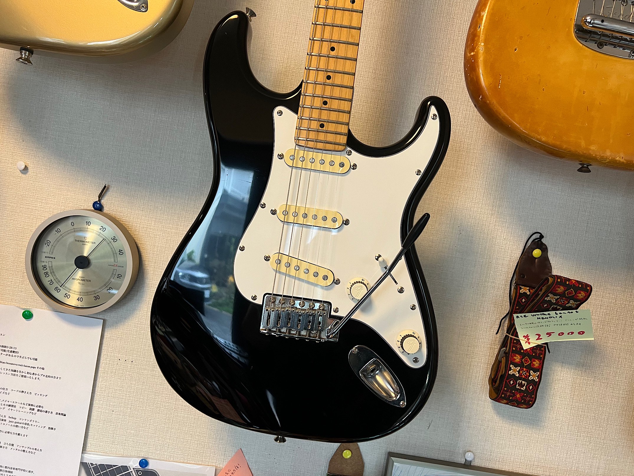 Fender Japan ストラトキャスター Jシリアル - エレキギター