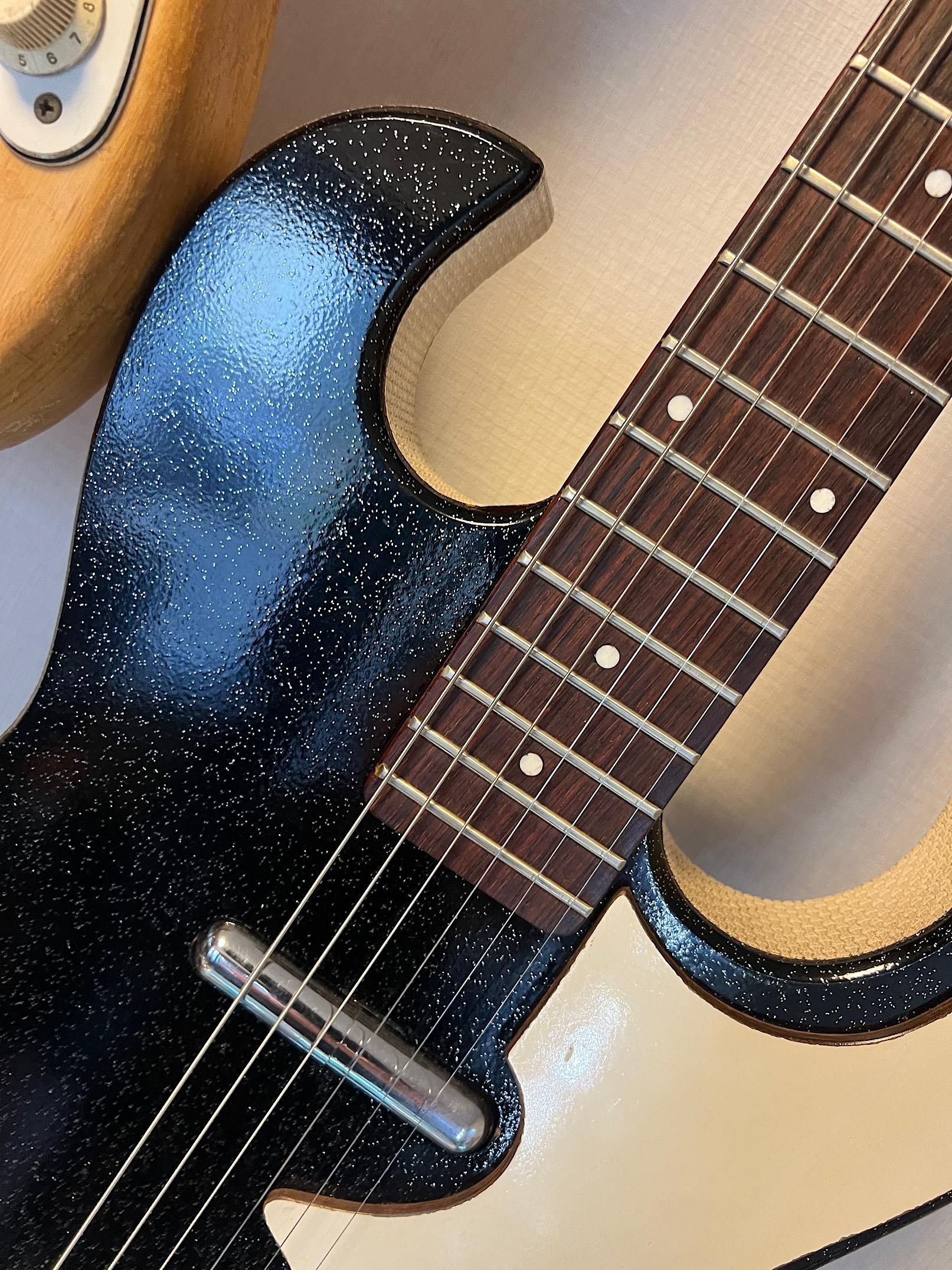 SILVERTONE 1448 AMP IN CASE 60年代シルバートーンのギター
