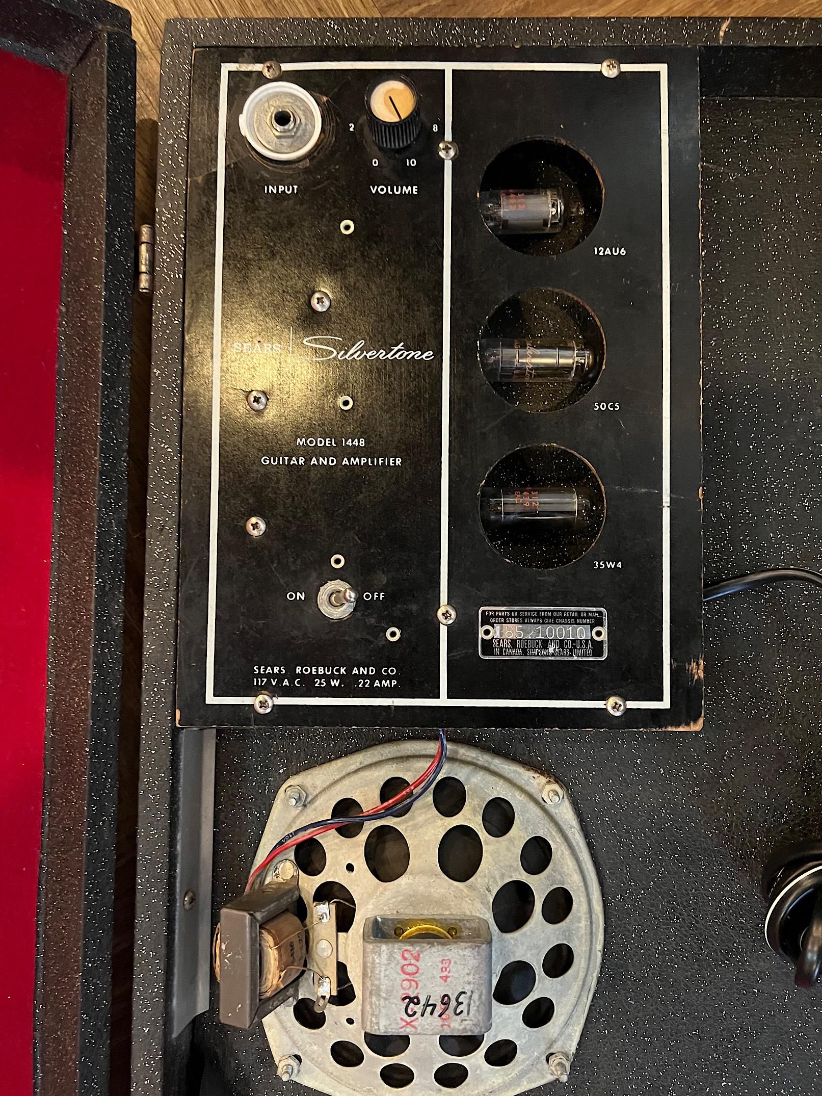 SILVERTONE 1448 AMP IN CASE 60年代シルバートーンのギター