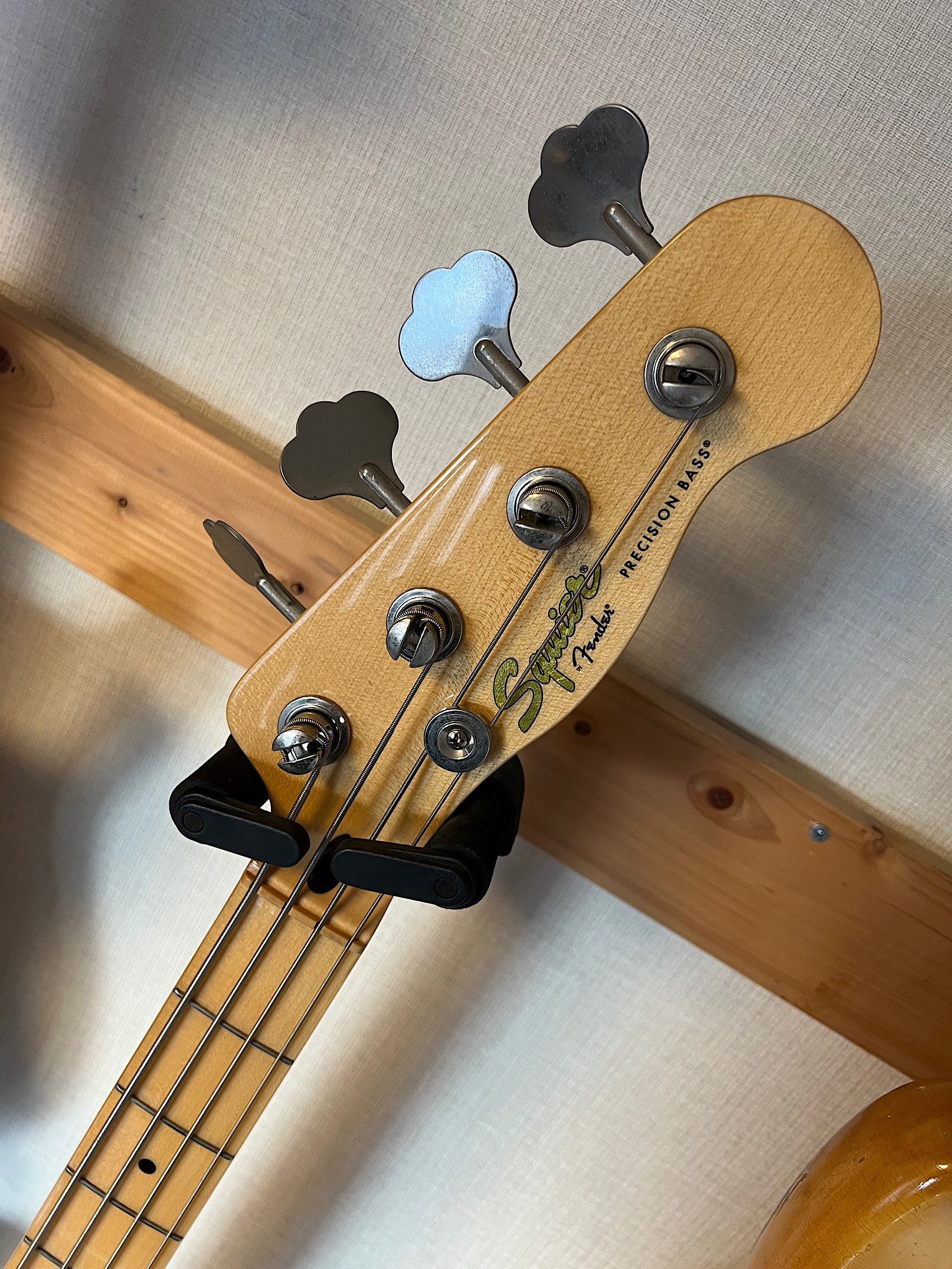 SQUIER CLASSIC VIBE 50s PRECISION BASS フェンダー直系スクワイアの