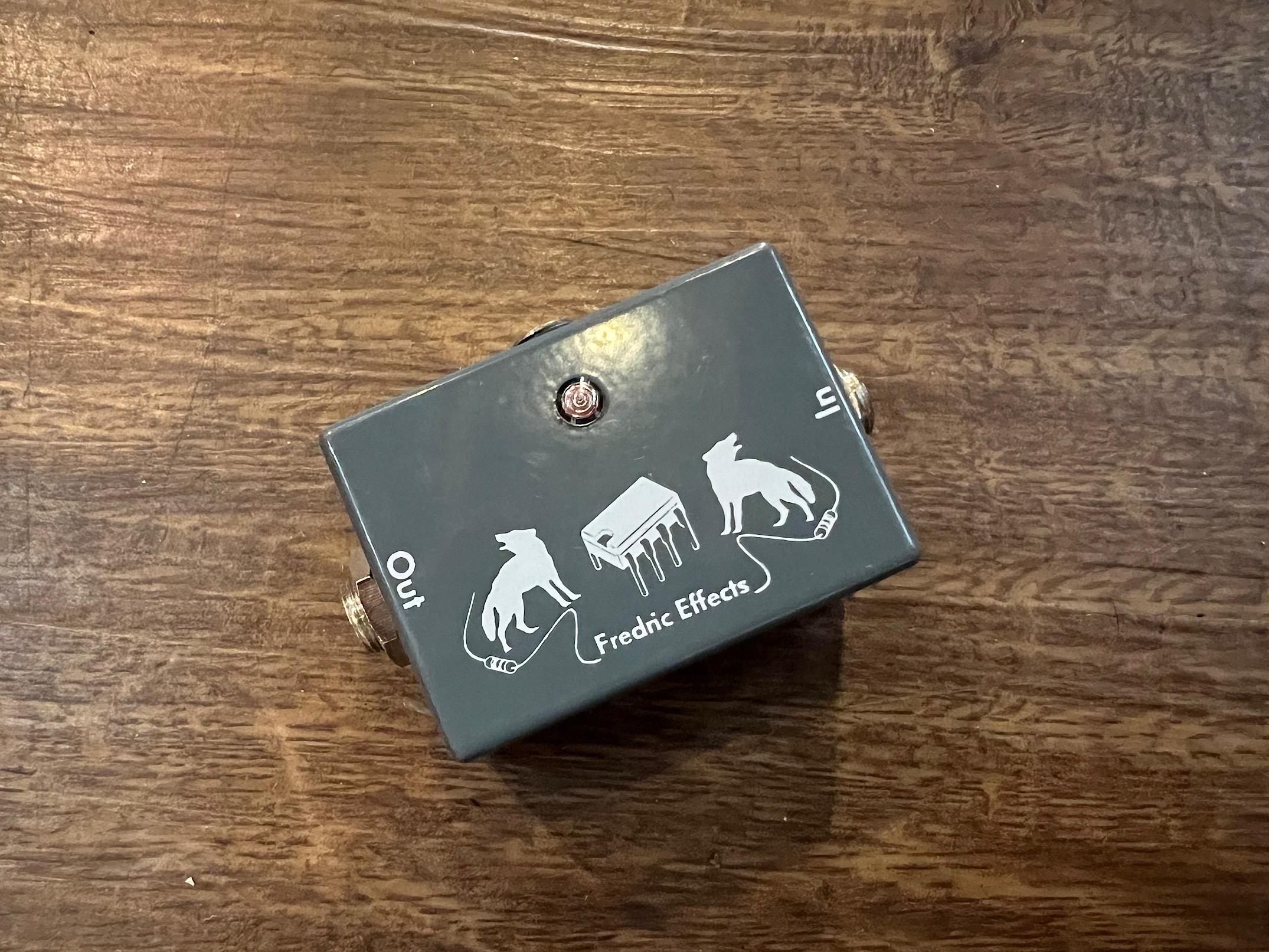 FREDRIC EFFECTS BUFFER KLONケンタウルスのバッファー部を抜き出したミニサイズのバッファーです！ - ギター買取 東京 ...