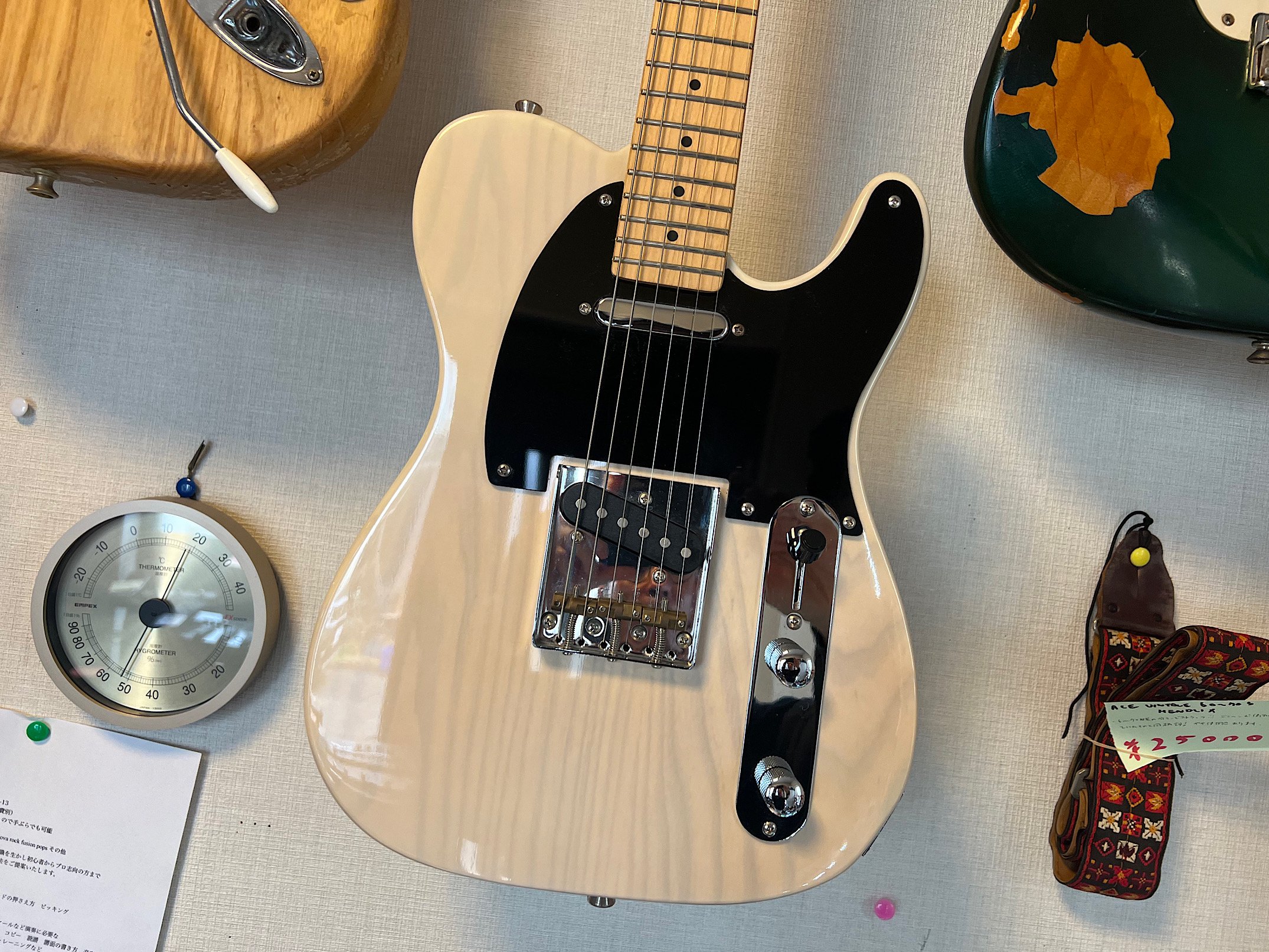 COMPACT GUITAR CTL-50S ミニサイズのコンパクトギター！50sテレをモチーフにダウンサイズした一本です。 - ギター買取 東京 -  ギターのじゃべらぼう