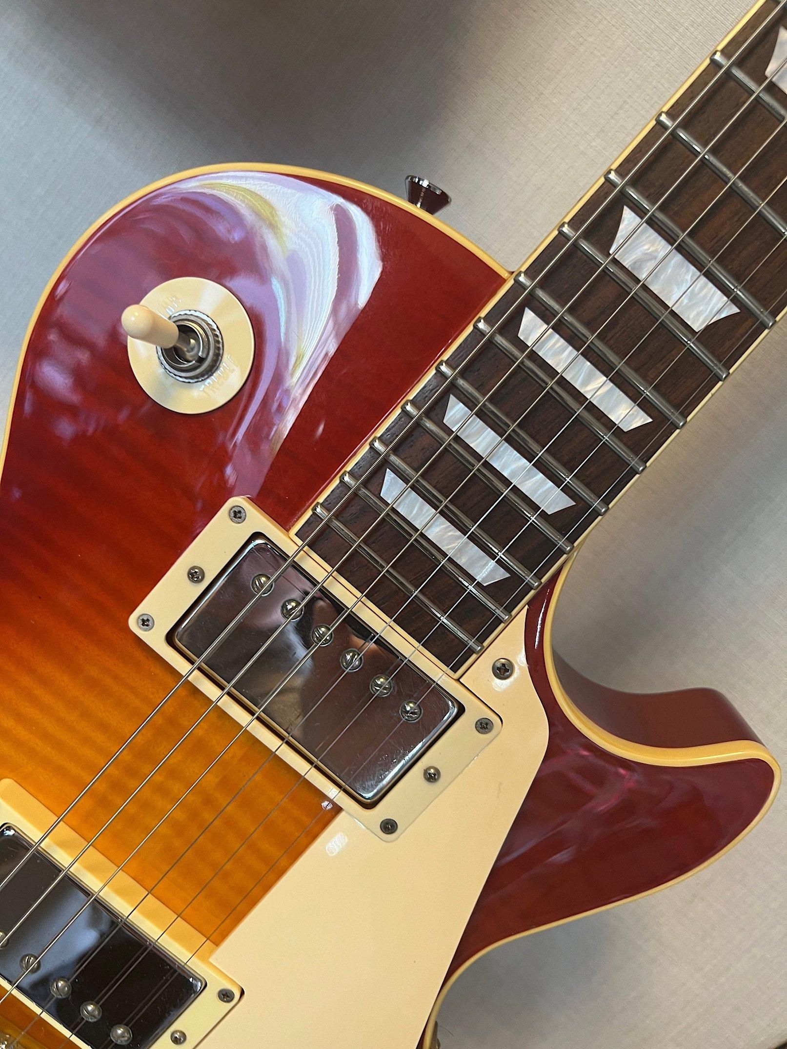 BURNY RLG-85 2nd? 日本製のバーニーレスポールモデル!B級品 BURNY RLG-85 2nd? 日本製のバーニーレスポールモデル!B級品