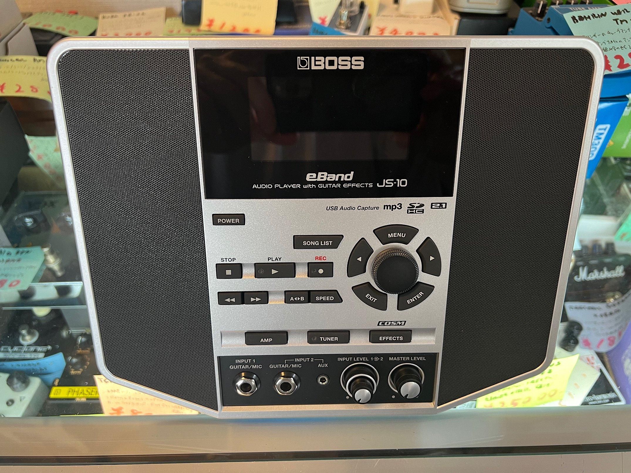 BOSS JS-10 ギタートレーニングやジャムセッション機能に特化した