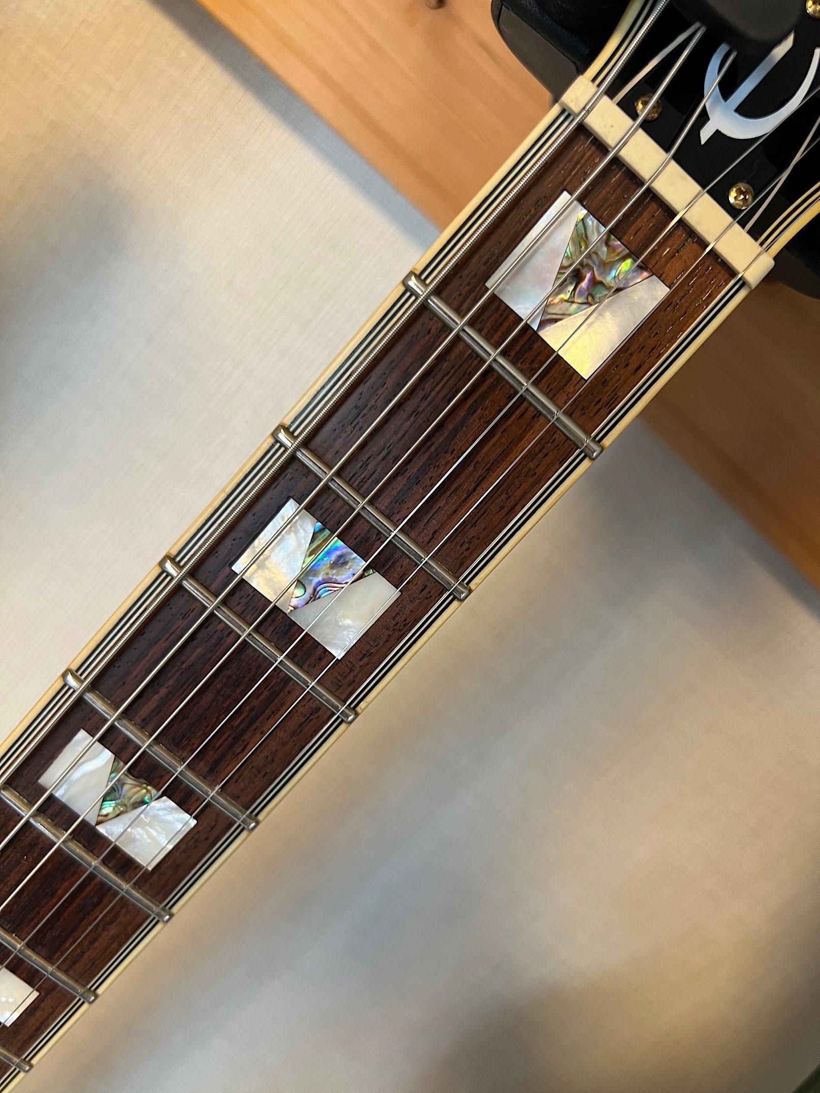 EPIPHONE SHERATON II KOREAメイドのシェラトンIIです！精悍な