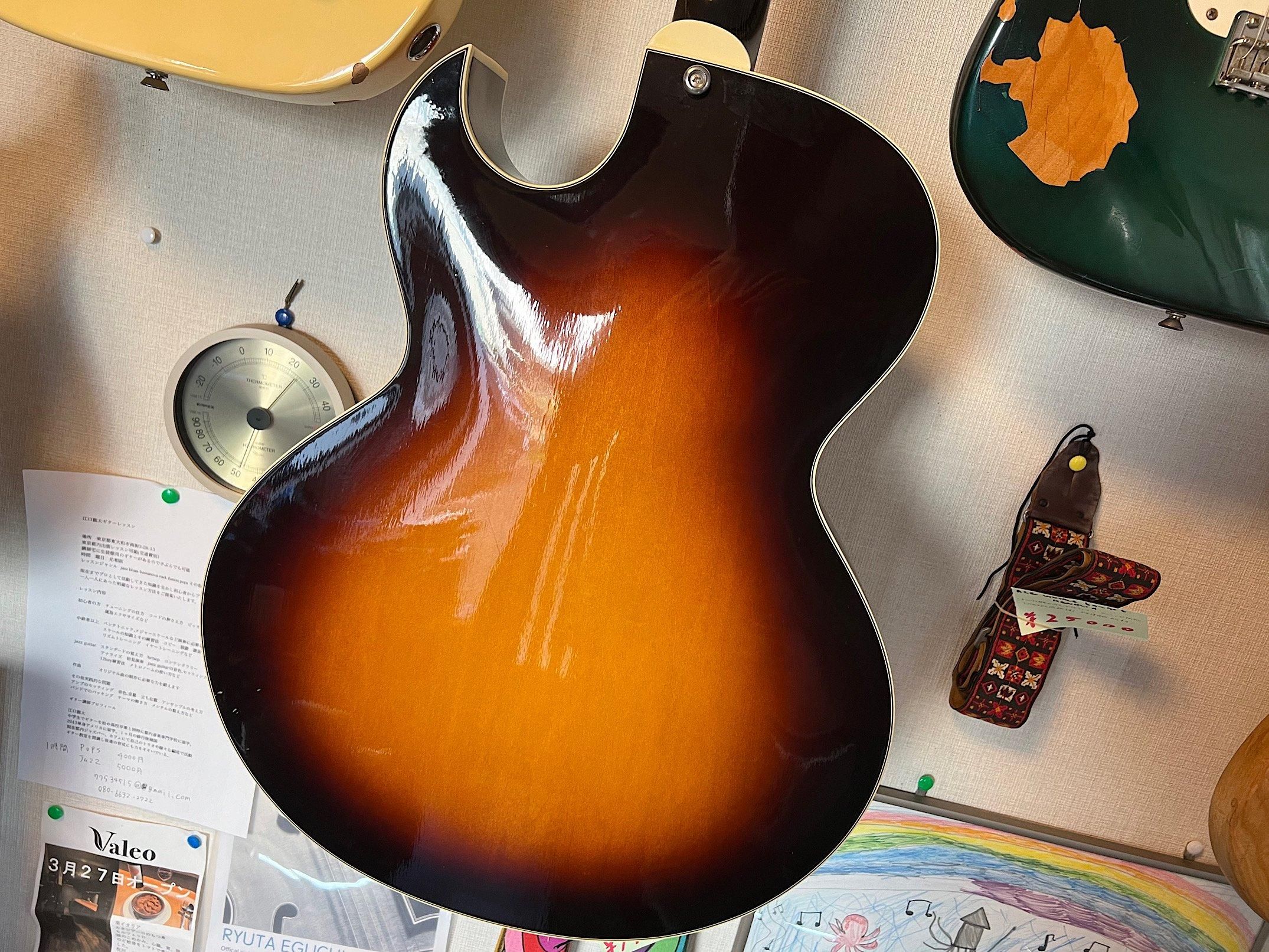Eastman AR-175CE Sunburst ハードケース付き Eastman AR-175CE Sunburst ハードケース付き Eastman AR-175CE