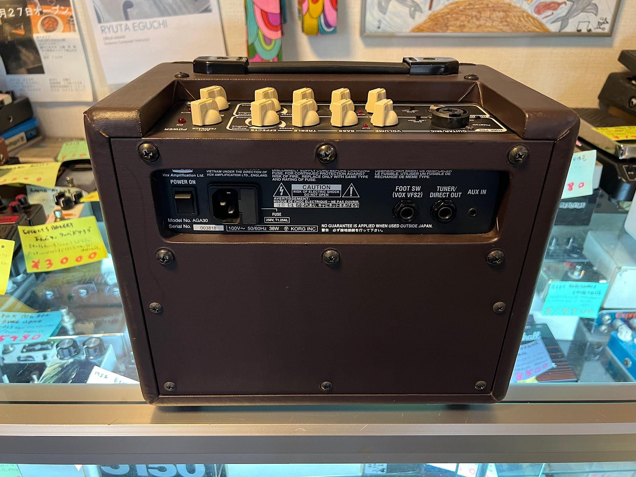 VOX AGA30 VOXのアコースティックアンプ！真空管、ファンタム