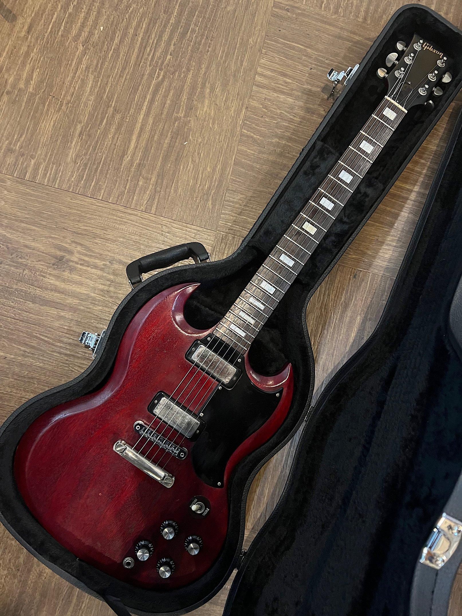 GIBSON SG SPECIAL 2016T 70年代のSGスペシャルを思わせる